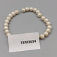 Perlenarmband – Dehnbarer Perlenschmuck in Cremeweiß