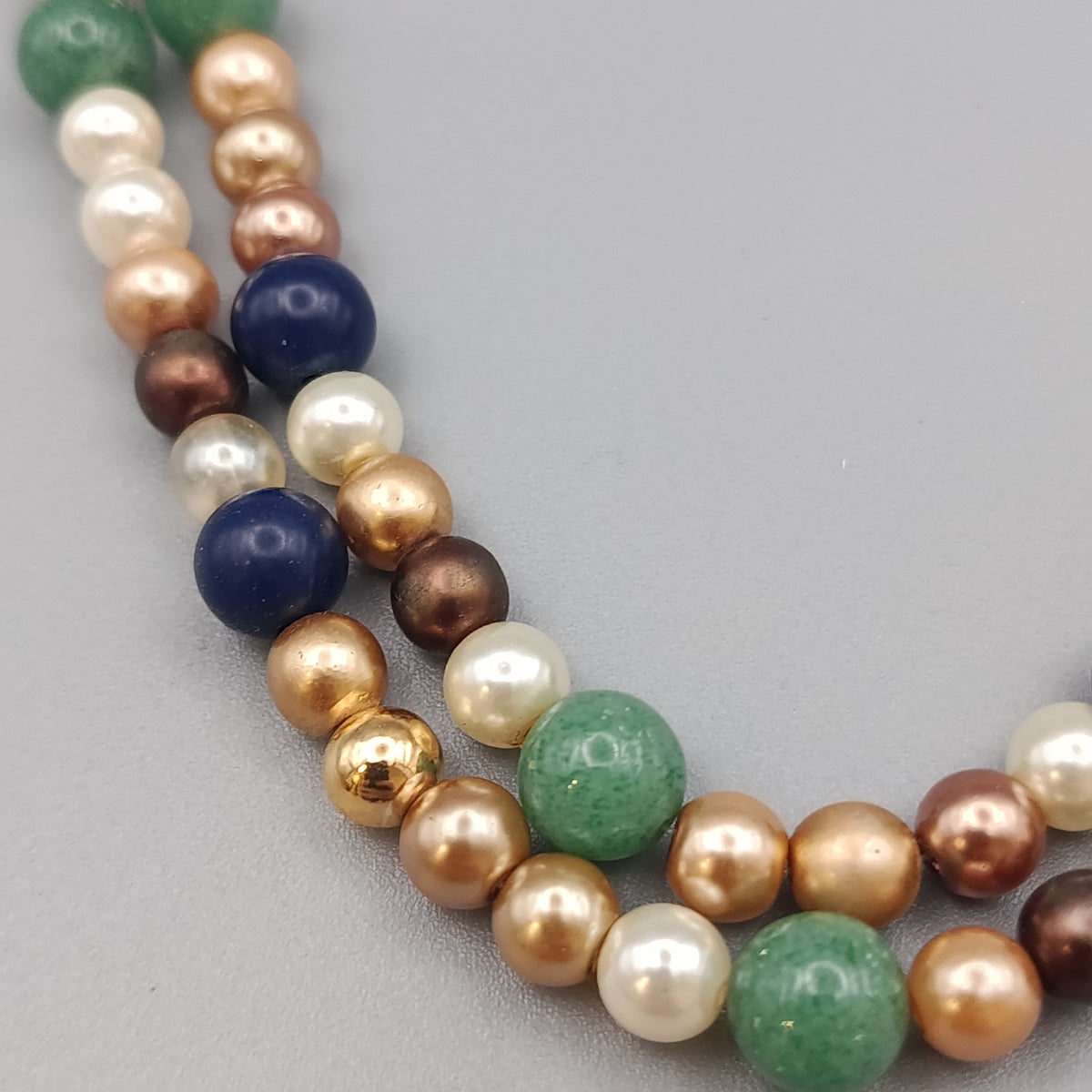 Elegante Perlenkette – Mehrfarbige Statement-Halskette