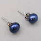 Elegante 925 Silber Perlen-Ohrstecker – Blau schimmernd