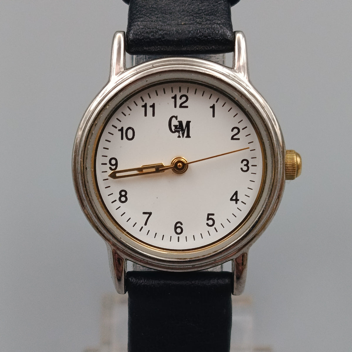 Klassische GM Damen Uhr – Stilvoller Vintage Zeitmesser