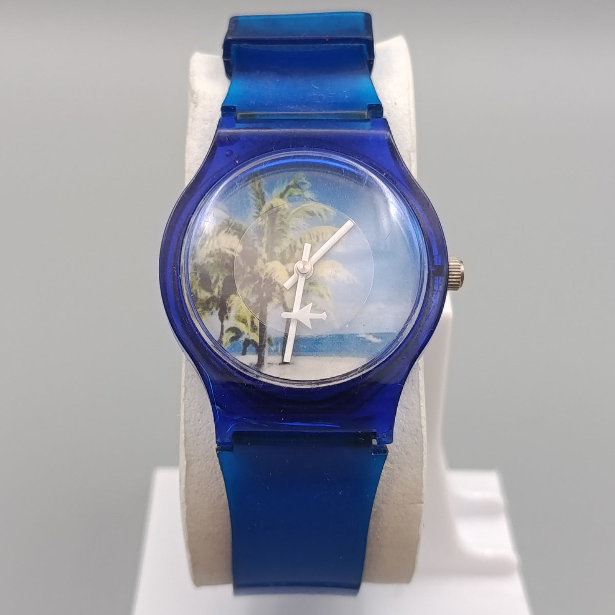 Elegante Blaue Damen Uhr – Sommerliches Strandmotiv