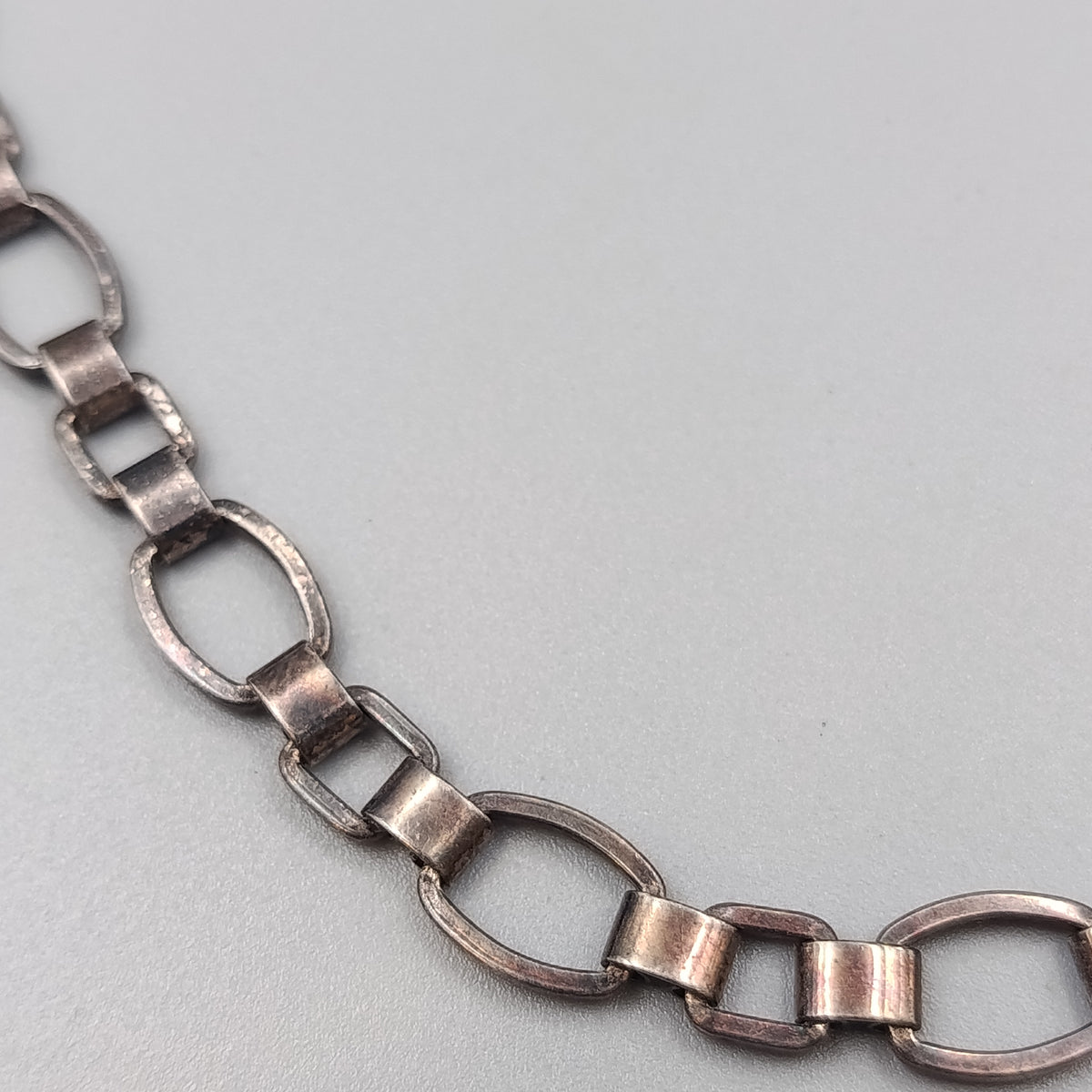 Elegante Gliederkette in Silberoptik – Zeitlose Halskette
