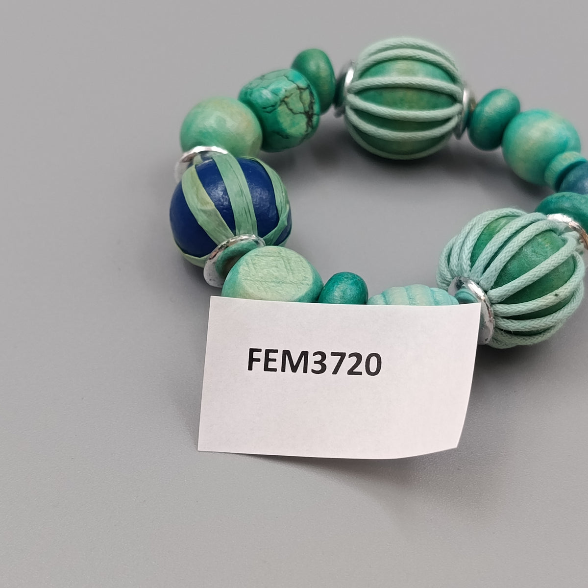 Buntes Holzperlen Armband – Elastischer in Türkis Blau