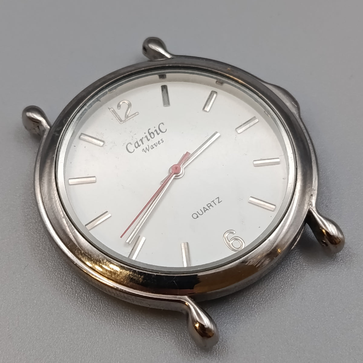 CaribiC Waves Quarz Damen Uhr – Weißes Zifferblatt