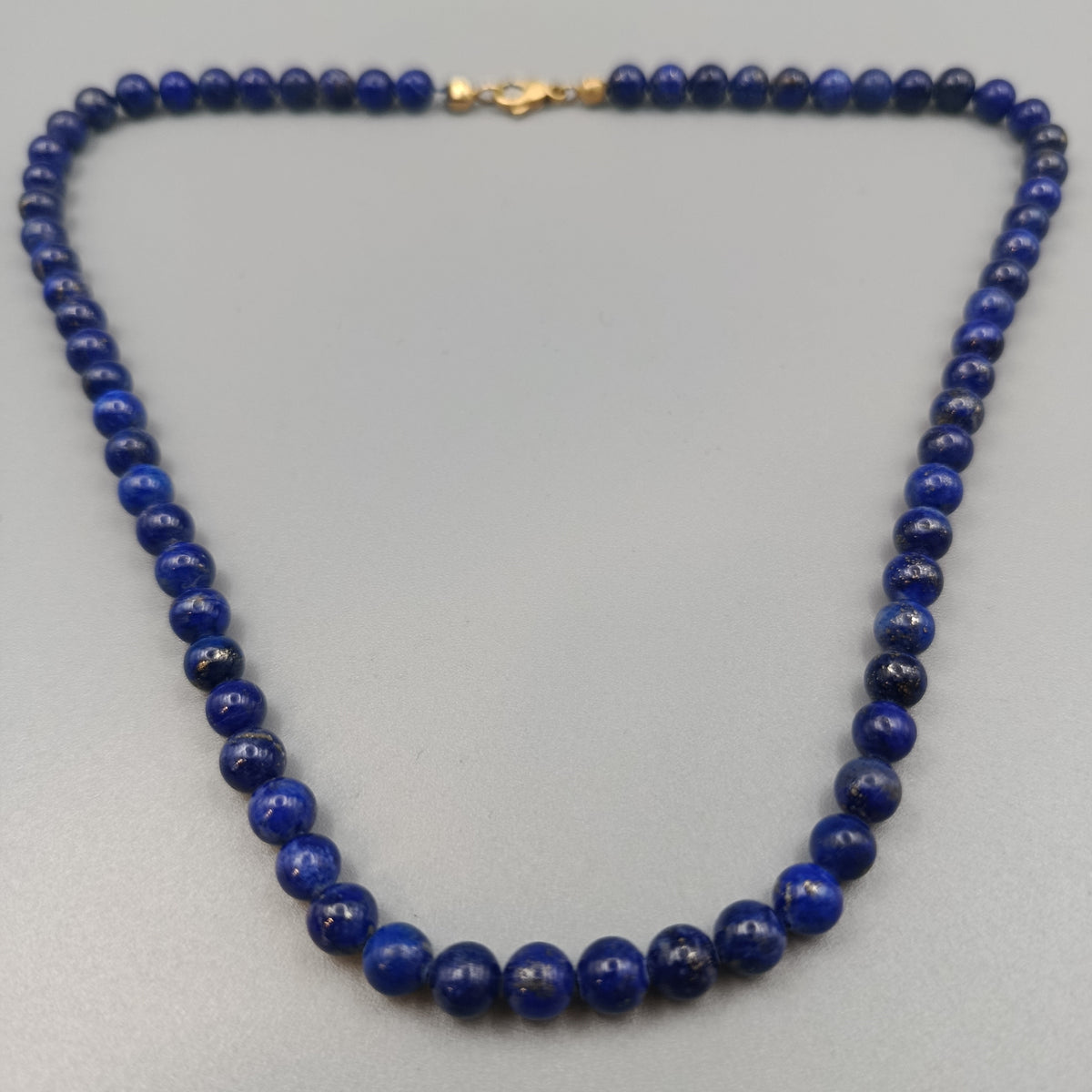 Elegante Lapislazuli Perlenkette – Klassisches Design