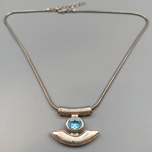 Elegante Designer Kette mit blauem Kristall – Modern