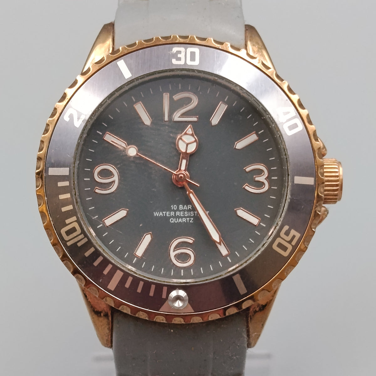 Sportliche Damen Armbanduhr – Taucheruhr Design