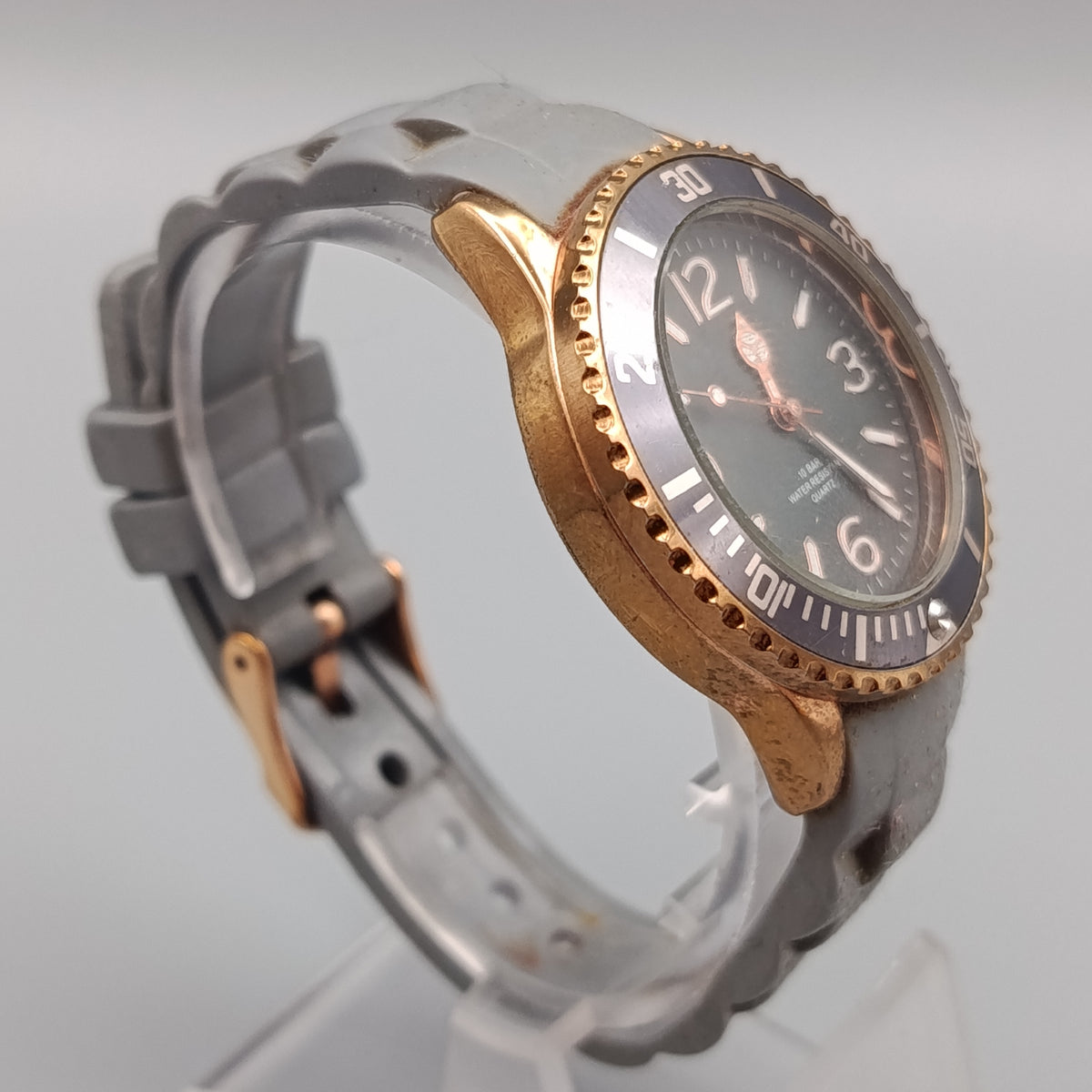 Sportliche Damen Armbanduhr – Taucheruhr Design