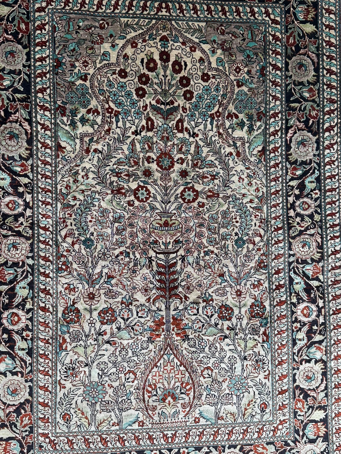 Orientteppich handgeknüpft 96x62 cm Hereke Seide auf Seide
