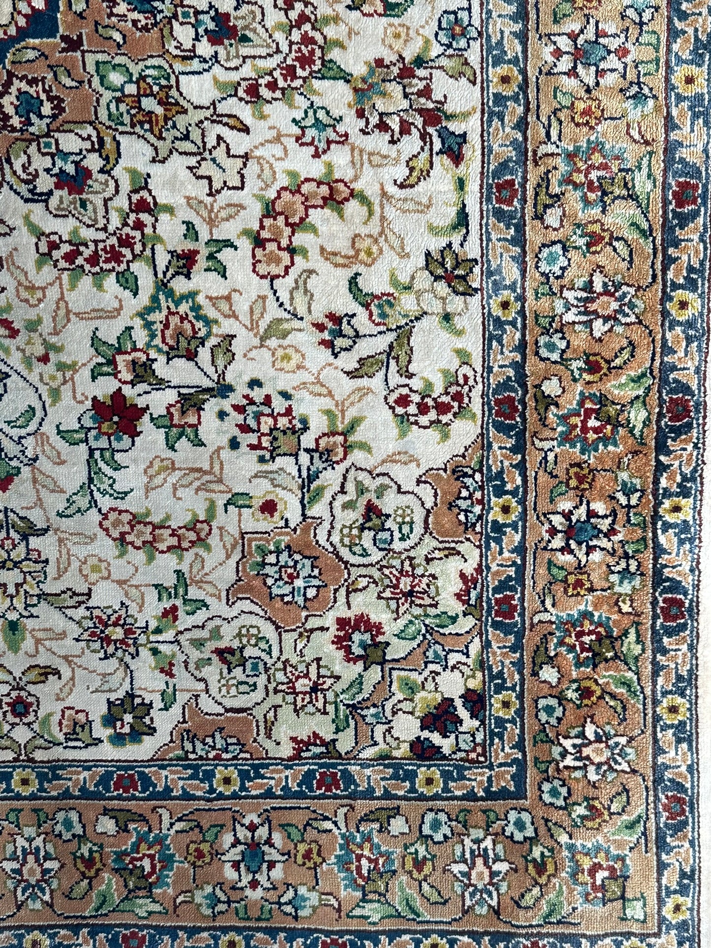 Orientteppich handgeknüpft 94x63 cm Hereke Seide auf Seide
