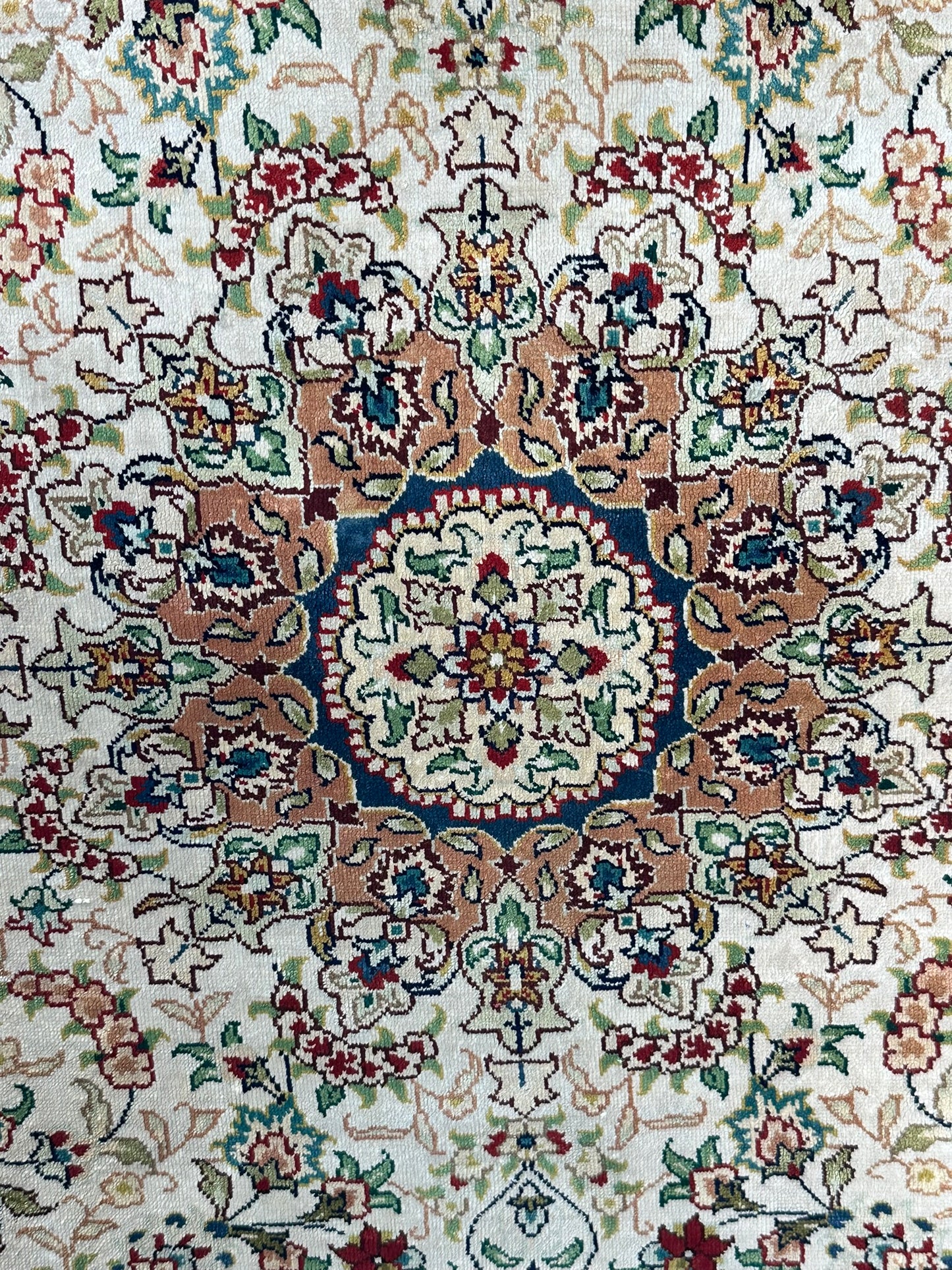 Orientteppich handgeknüpft 94x63 cm Hereke Seide auf Seide