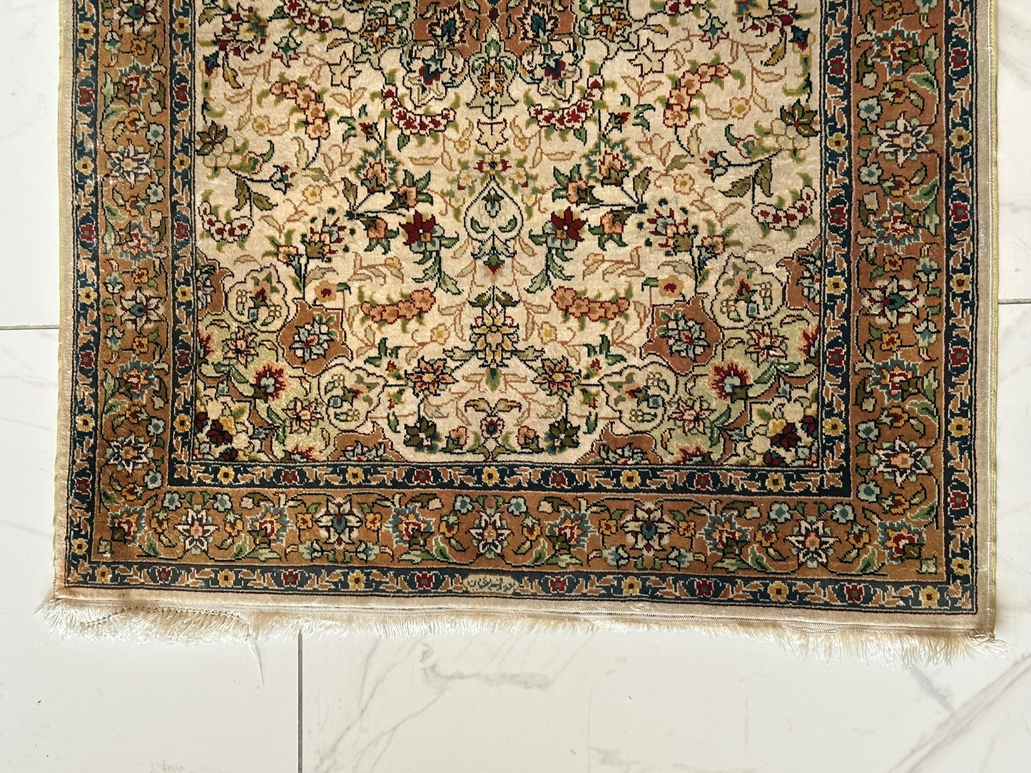Orientteppich handgeknüpft 94x63 cm Hereke Seide auf Seide