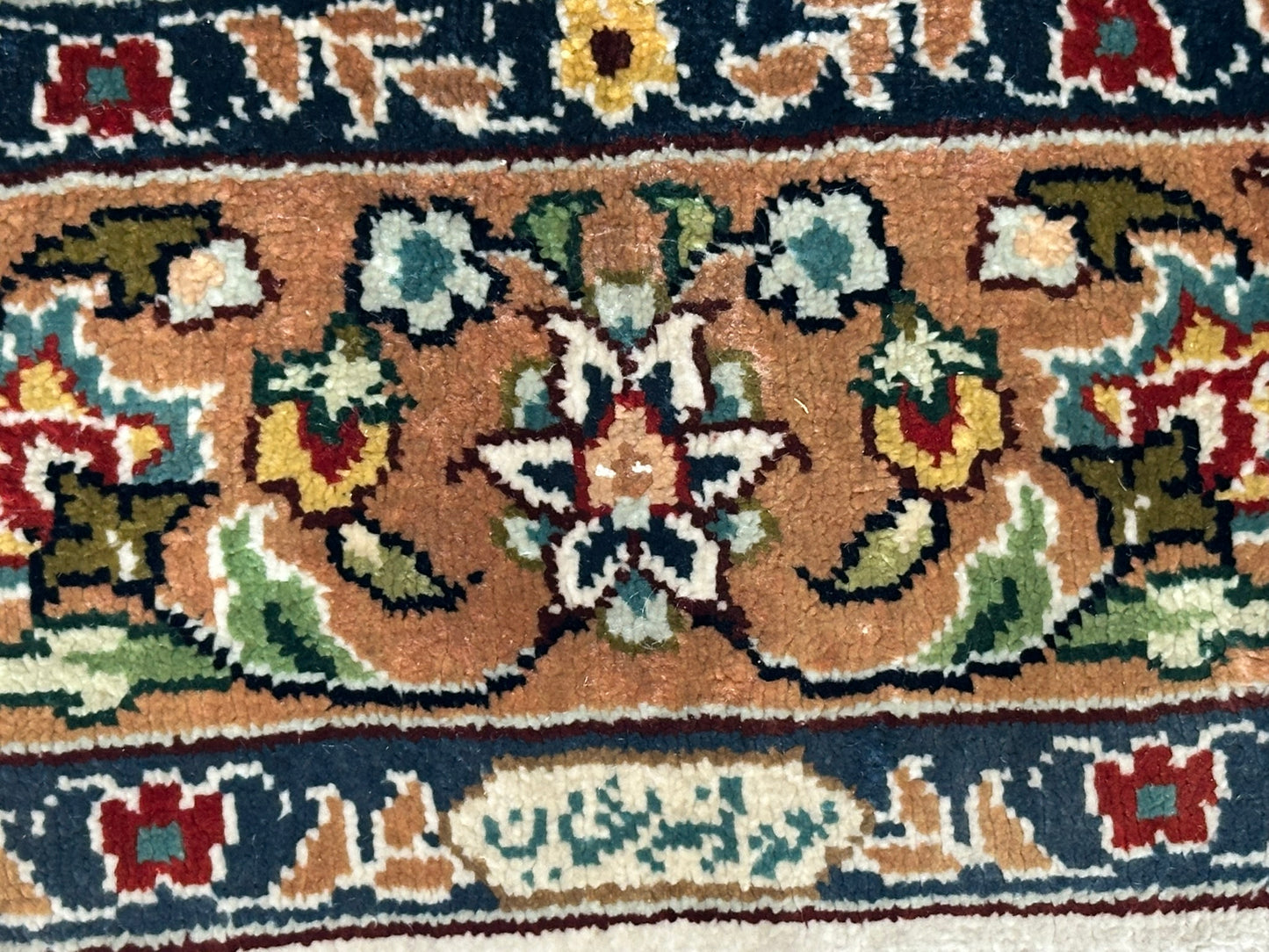 Orientteppich handgeknüpft 94x63 cm Hereke Seide auf Seide