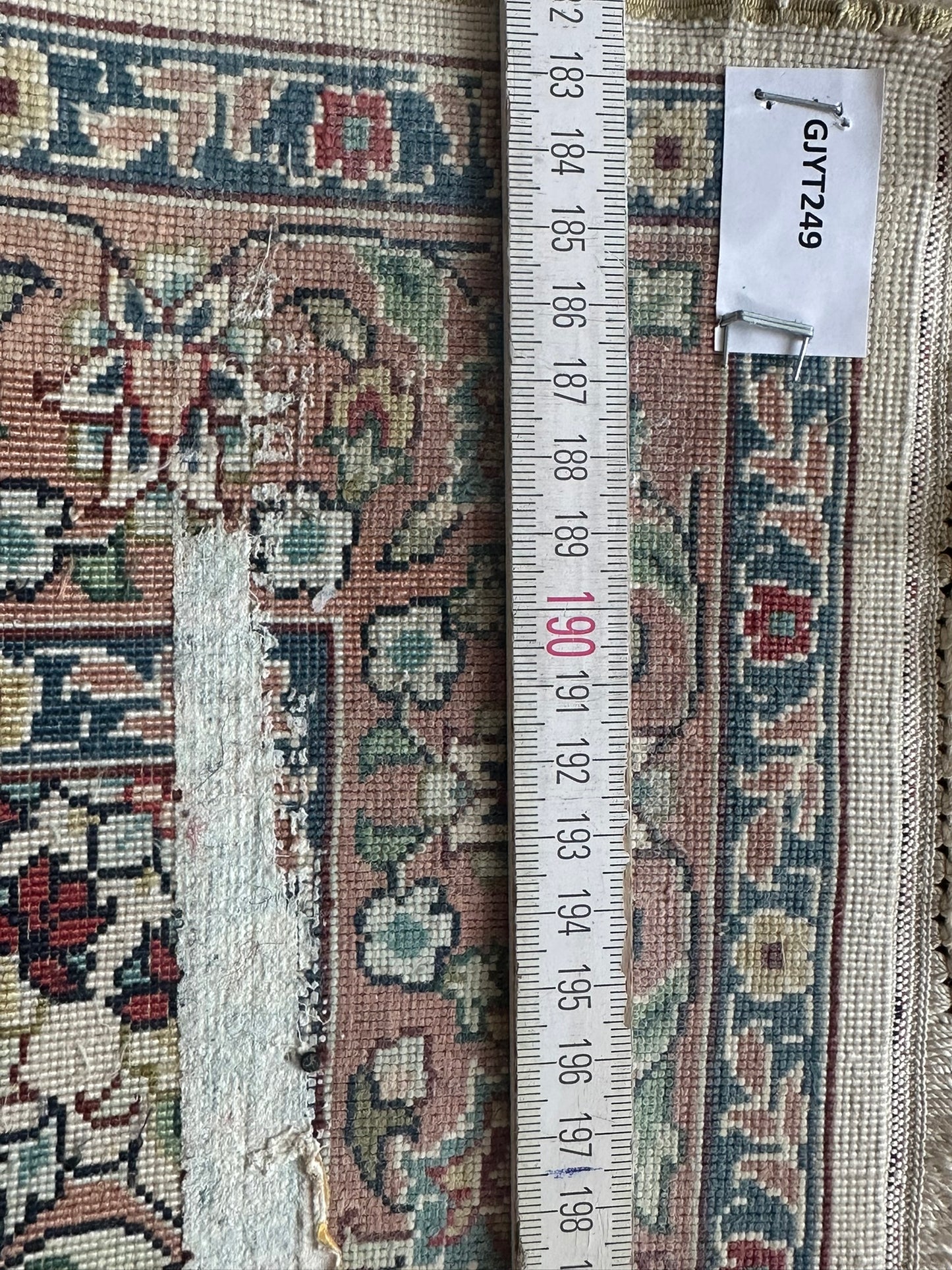 Orientteppich handgeknüpft 94x63 cm Hereke Seide auf Seide