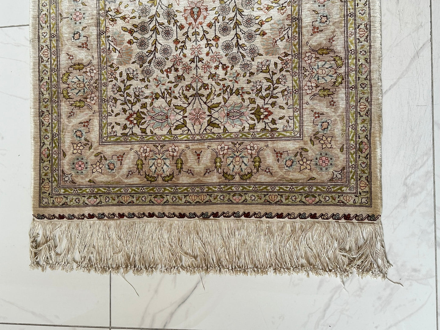 Orientteppich handgeknüpft 100x68 cm Hereke Seide auf Seide