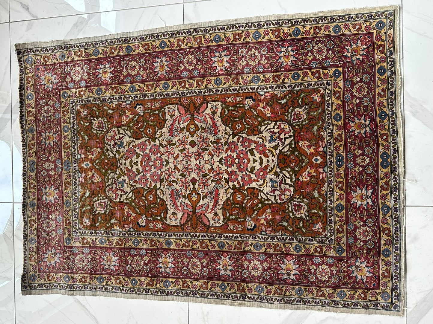 Orientteppich handgeknüpft Hereke 116x84 cm Seide auf Seide