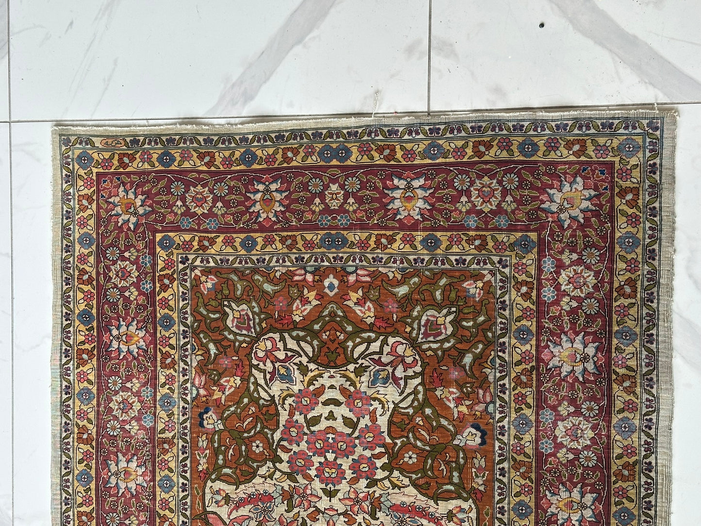 Orientteppich handgeknüpft Hereke 116x84 cm Seide auf Seide