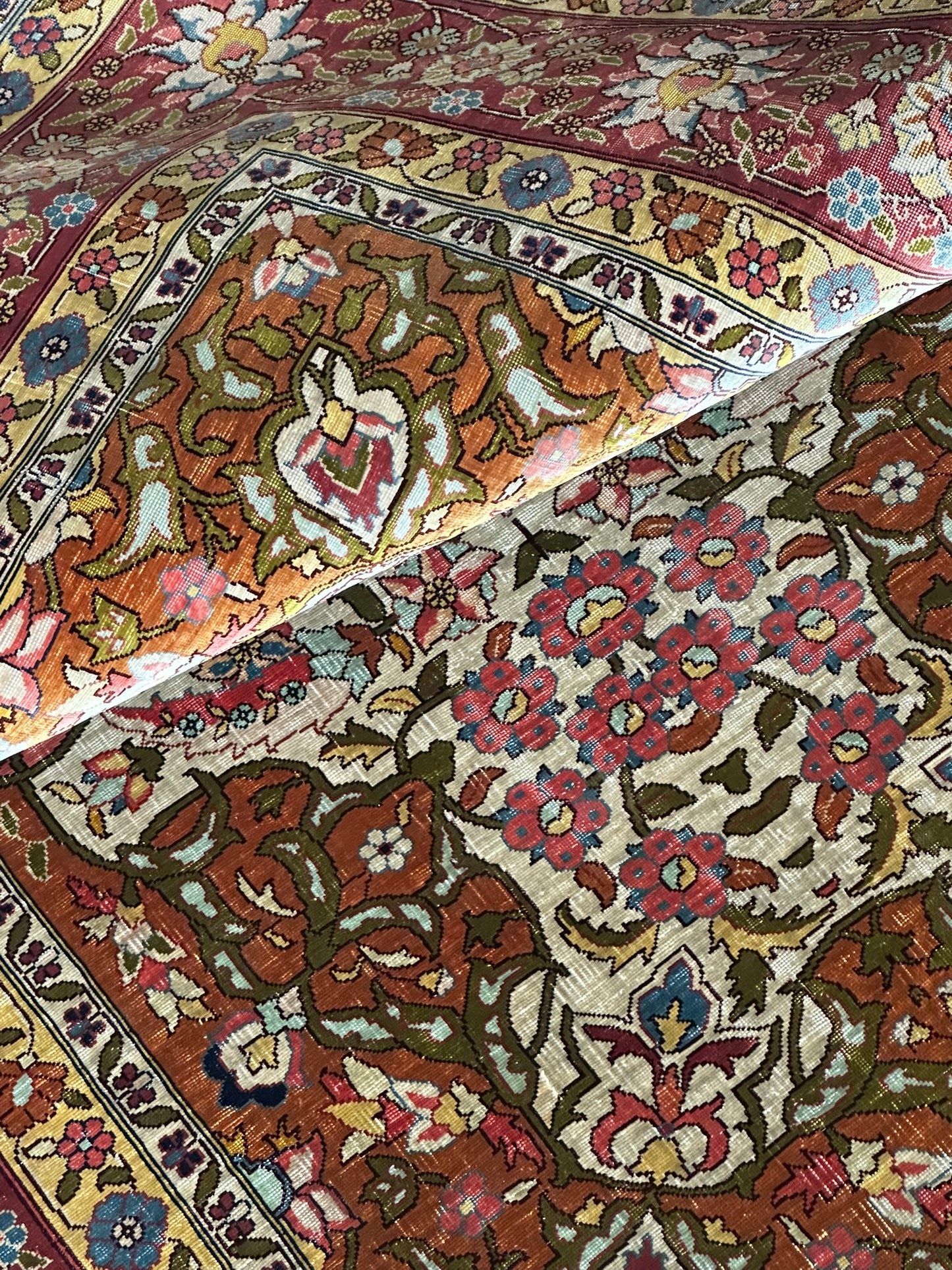 Orientteppich handgeknüpft Hereke 116x84 cm Seide auf Seide