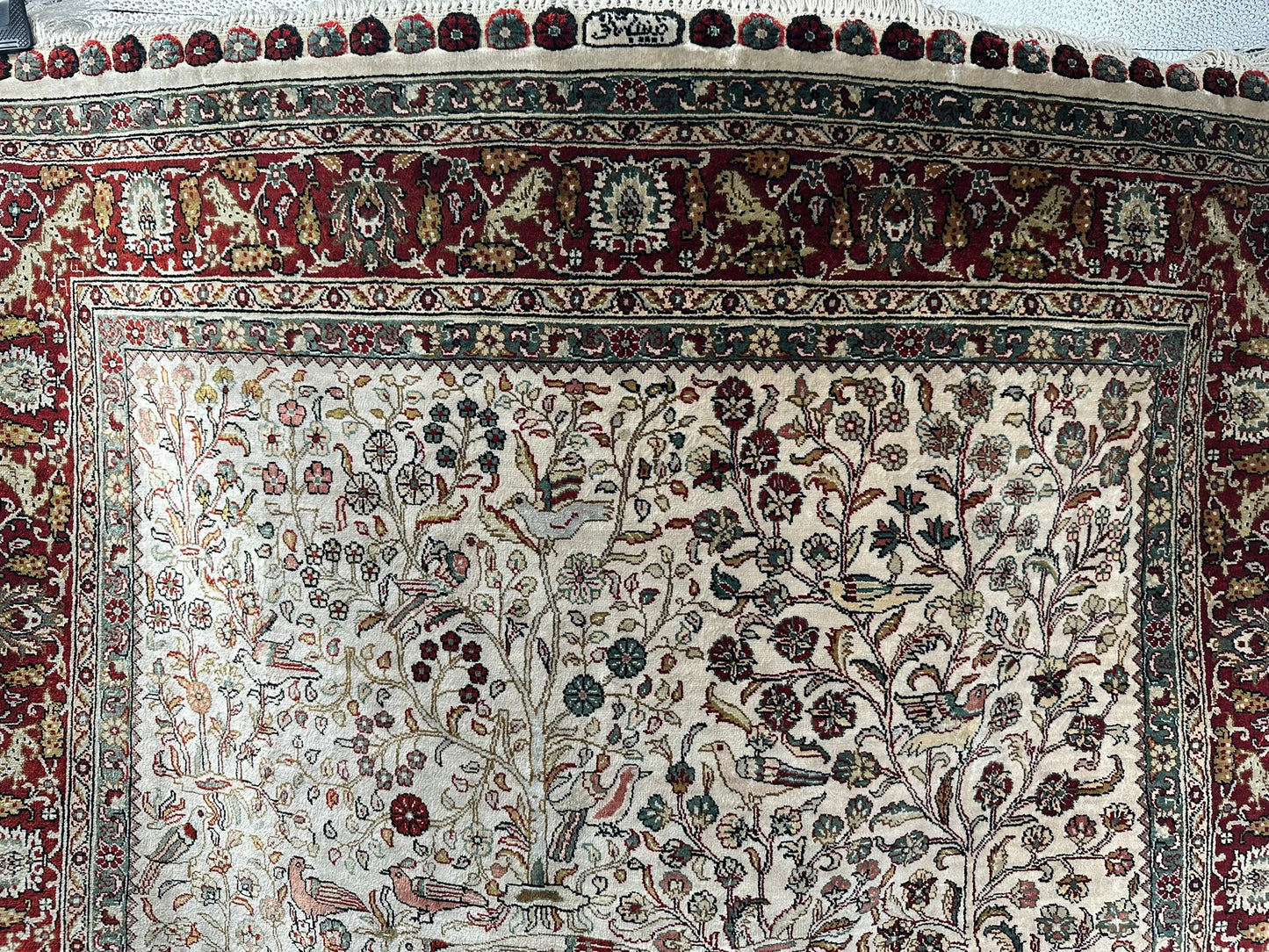 Orientteppich handgeknüpft Hereke 126x95 cm Seide auf Seide