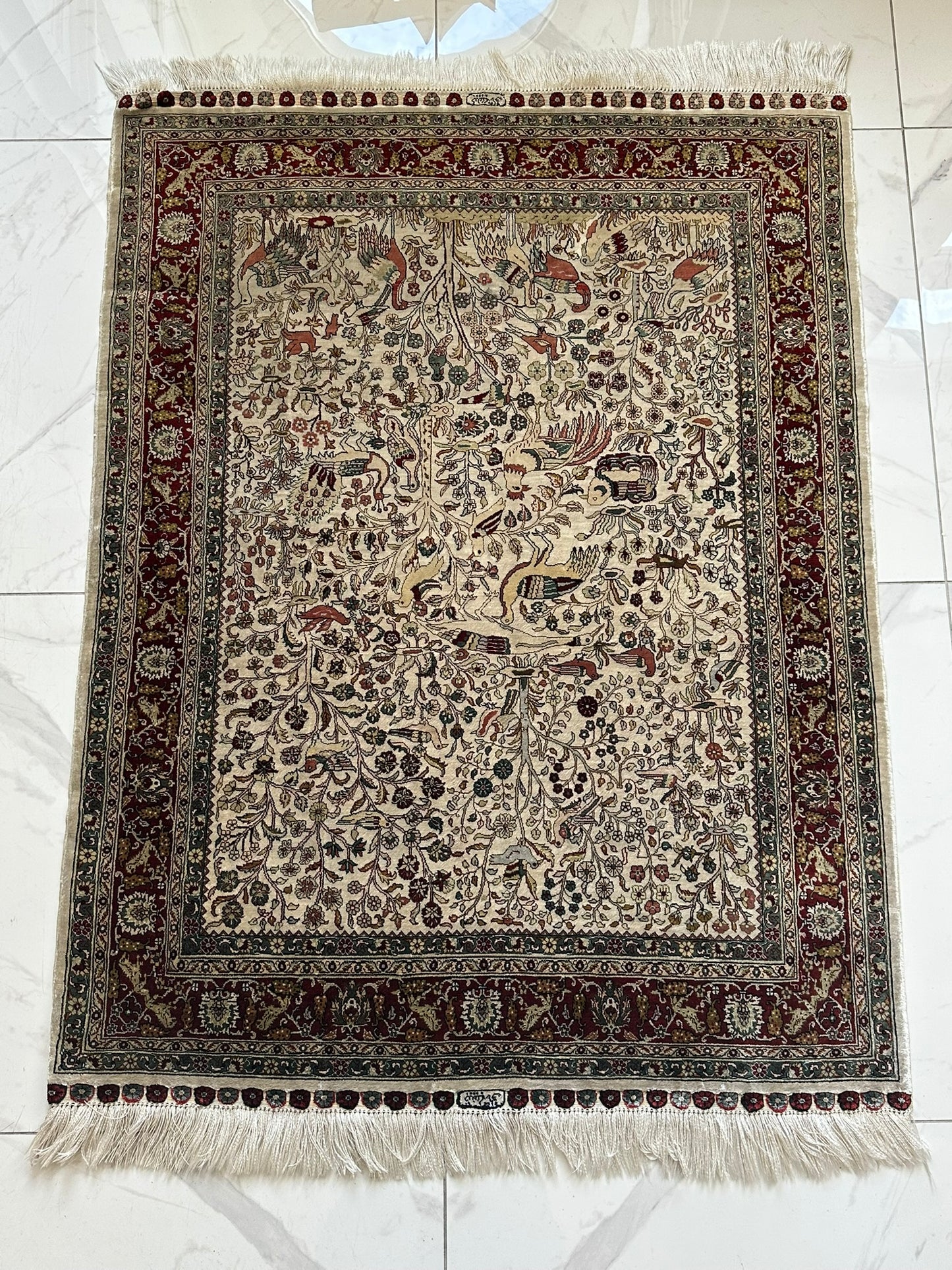 Orientteppich handgeknüpft Hereke 126x95 cm Seide auf Seide