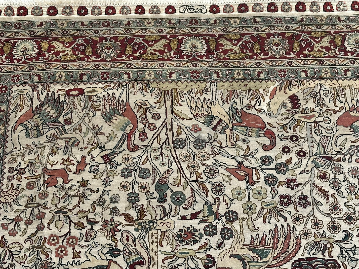 Orientteppich handgeknüpft Hereke 126x95 cm Seide auf Seide