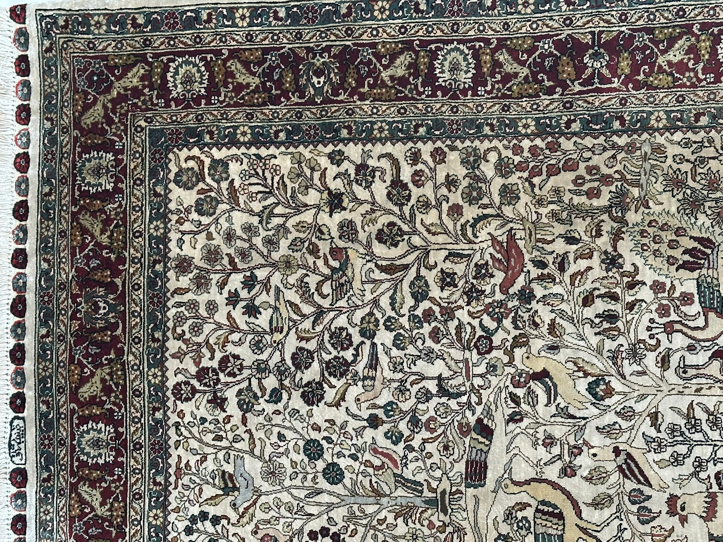 Orientteppich handgeknüpft Hereke 126x95 cm Seide auf Seide