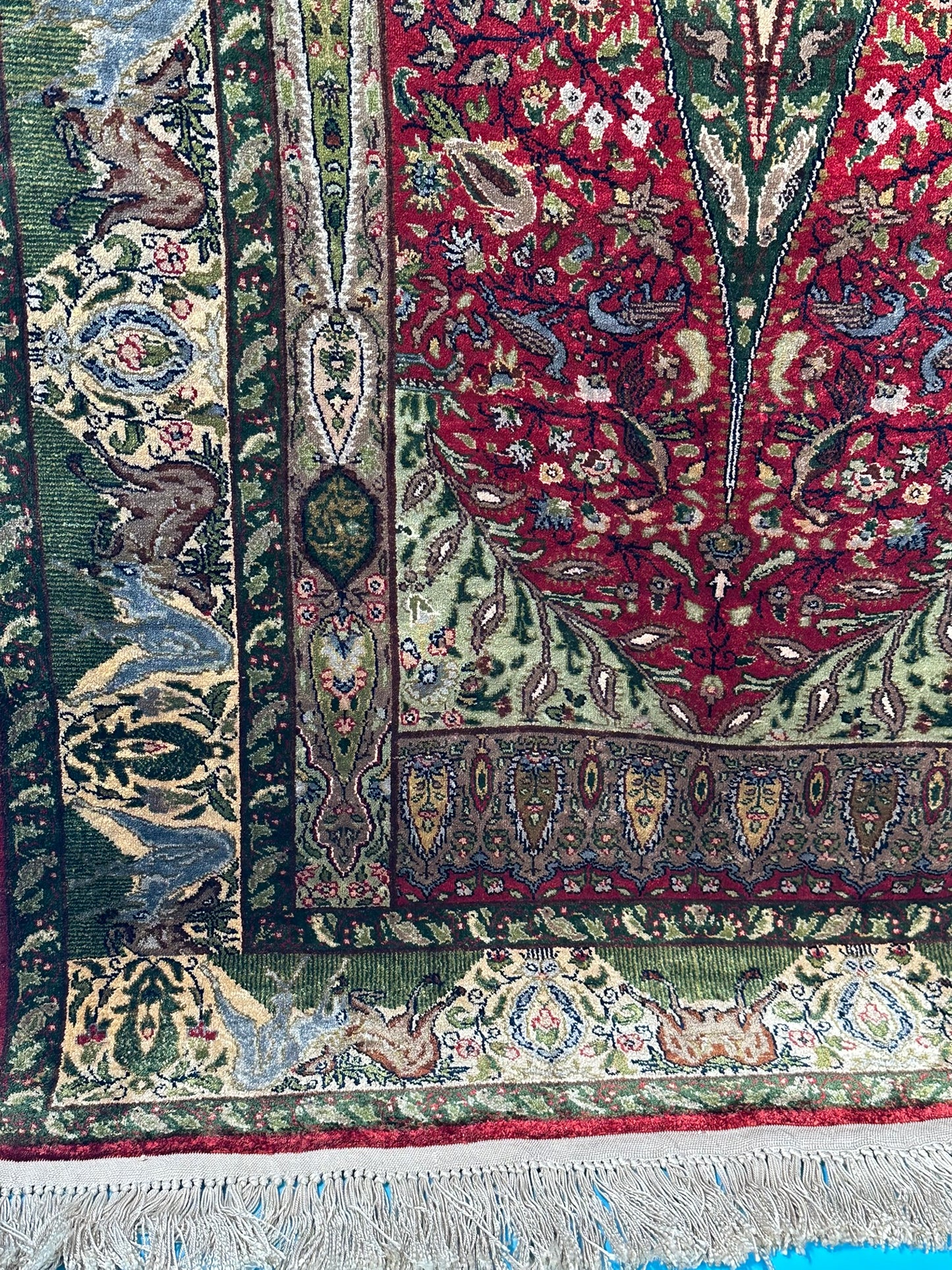 Orientteppich handgeknüpft Hereke 125x78 cm Seide auf Seide
