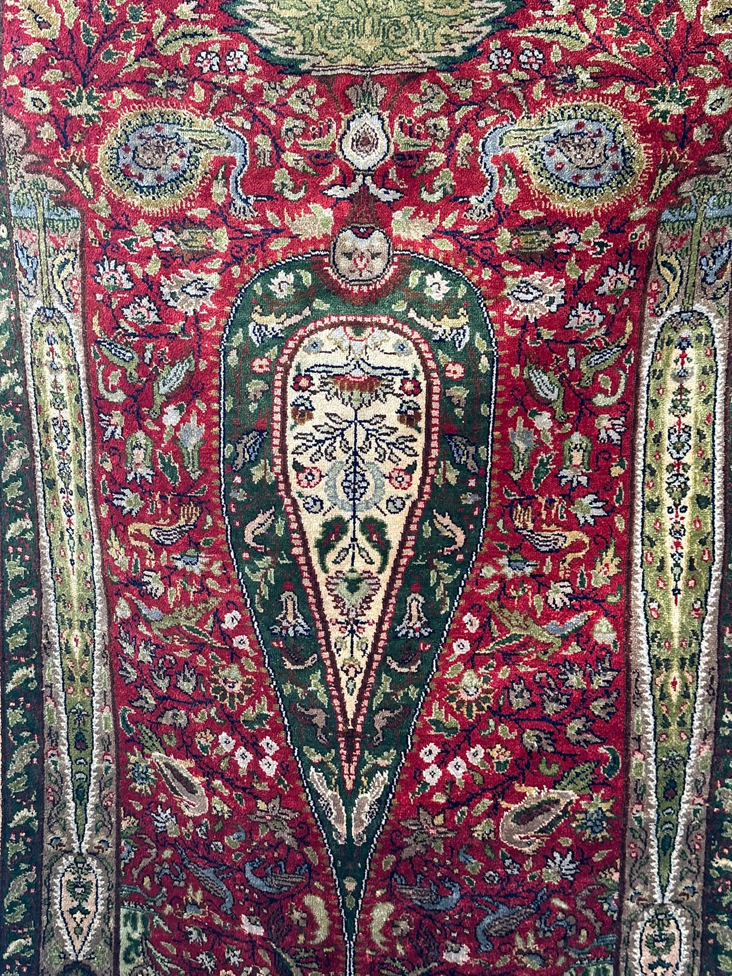 Orientteppich handgeknüpft Hereke 125x78 cm Seide auf Seide
