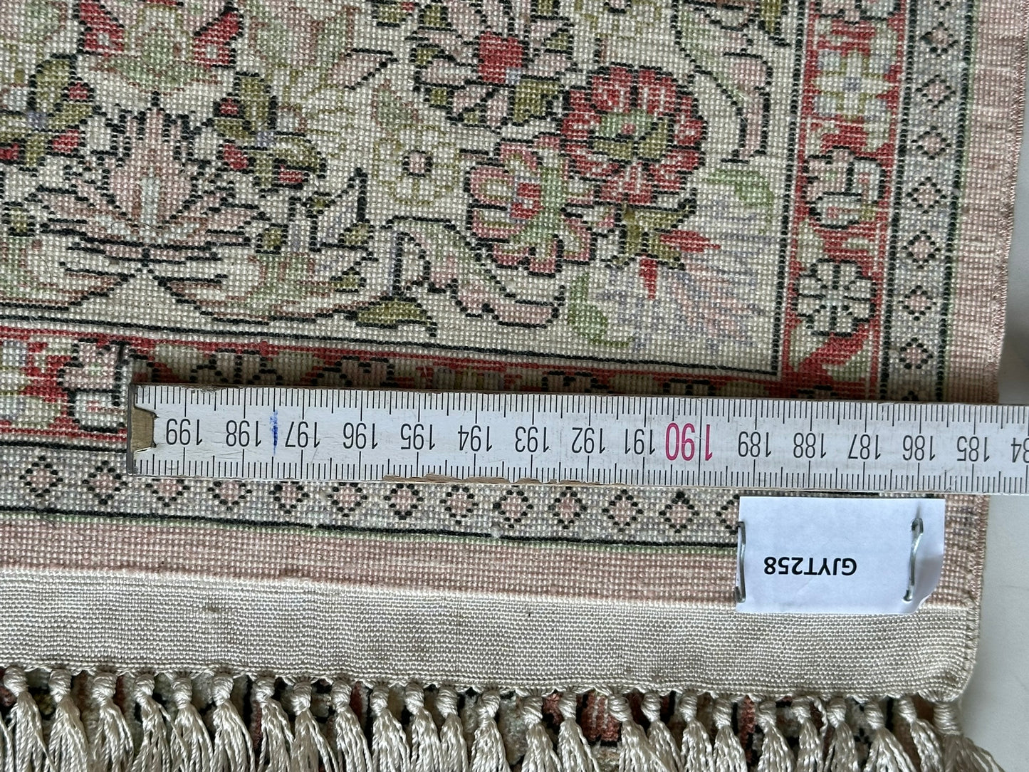 Orientteppich handgeknüpft Hereke 127x77 cm Seide auf Seide