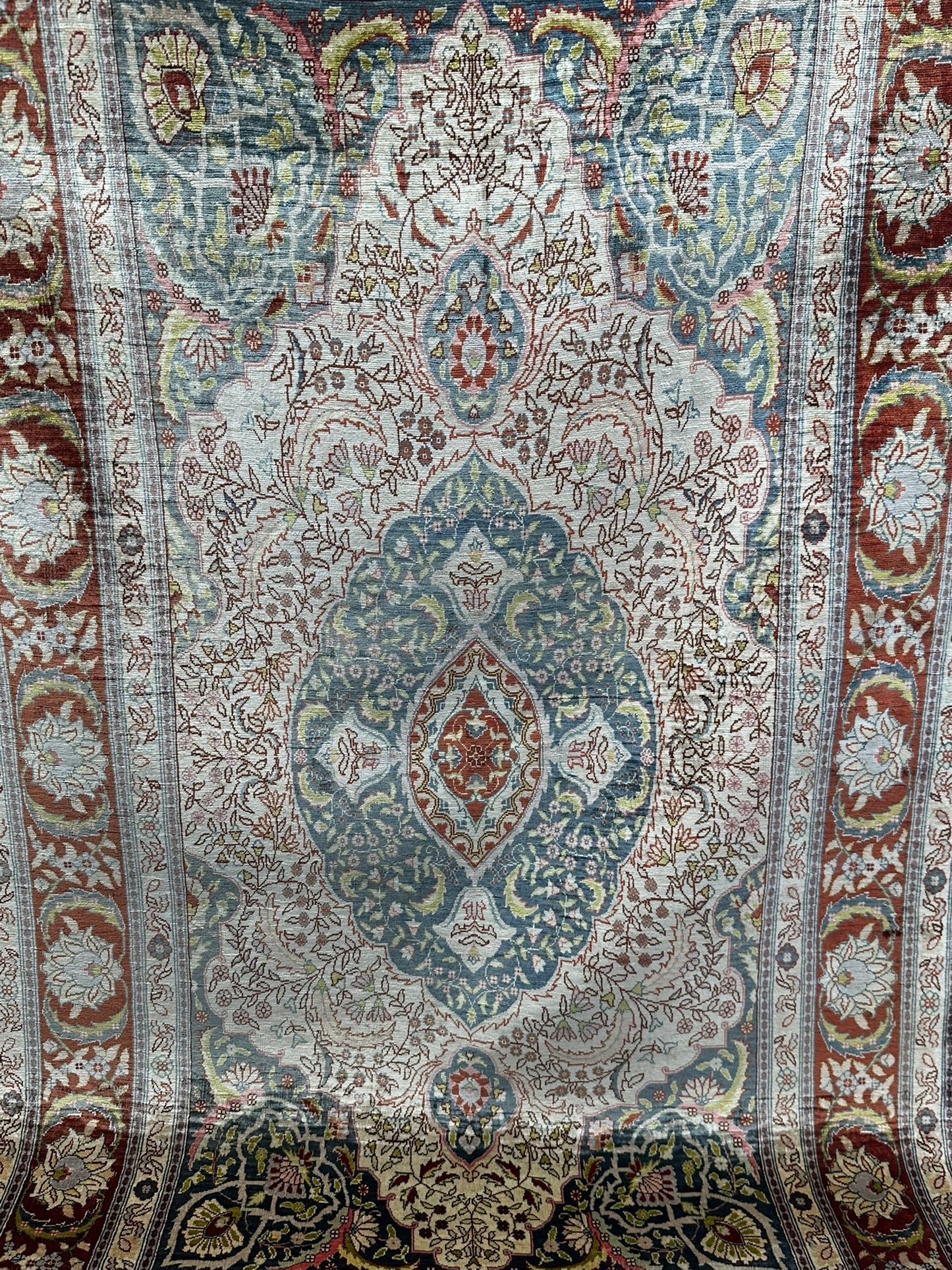 Orientteppich handgeknüpft Hereke 145x85 cm Seide auf Seide