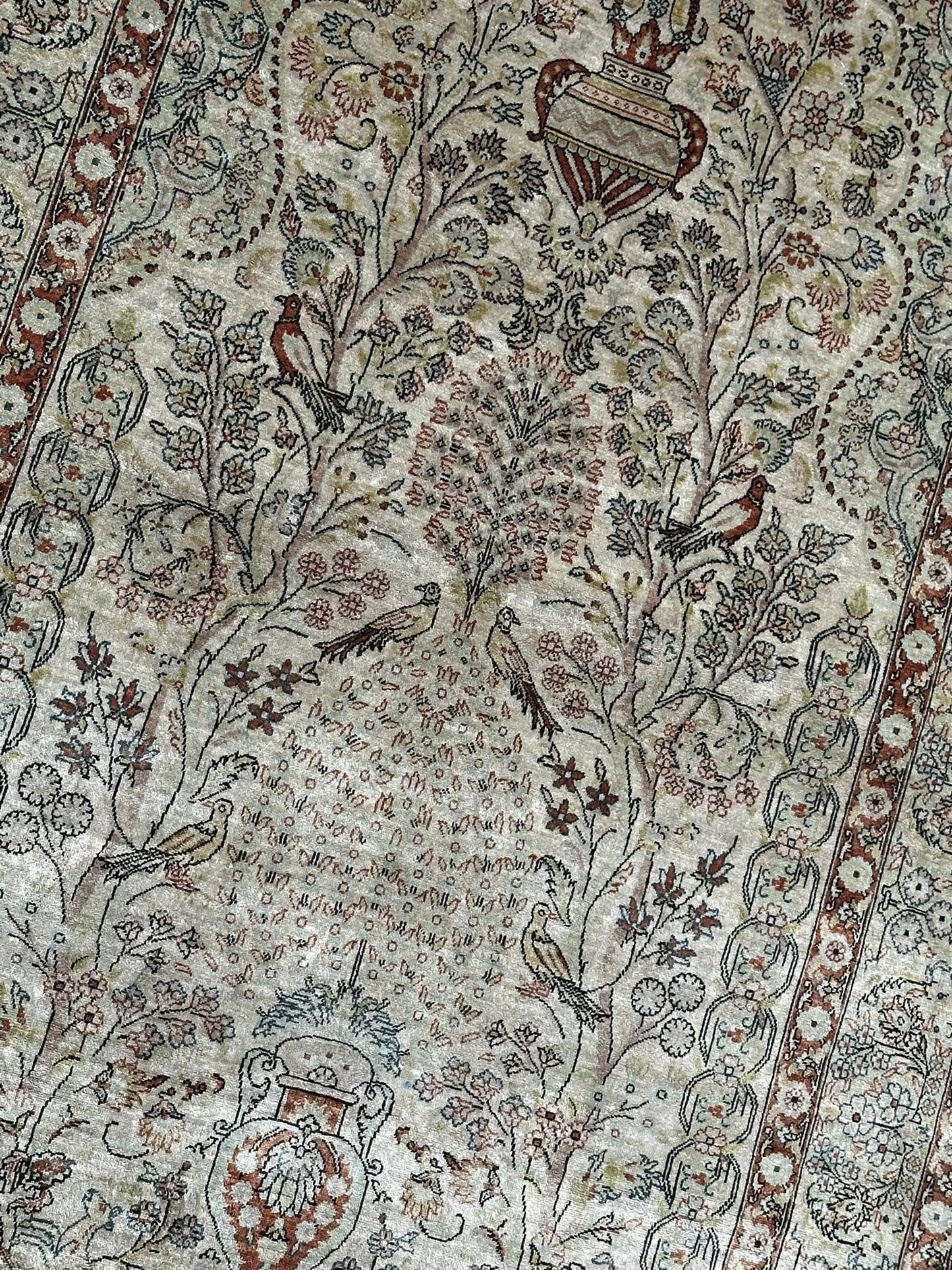 Orientteppich handgeknüpft Hereke Seide auf Seide 127x76 cm