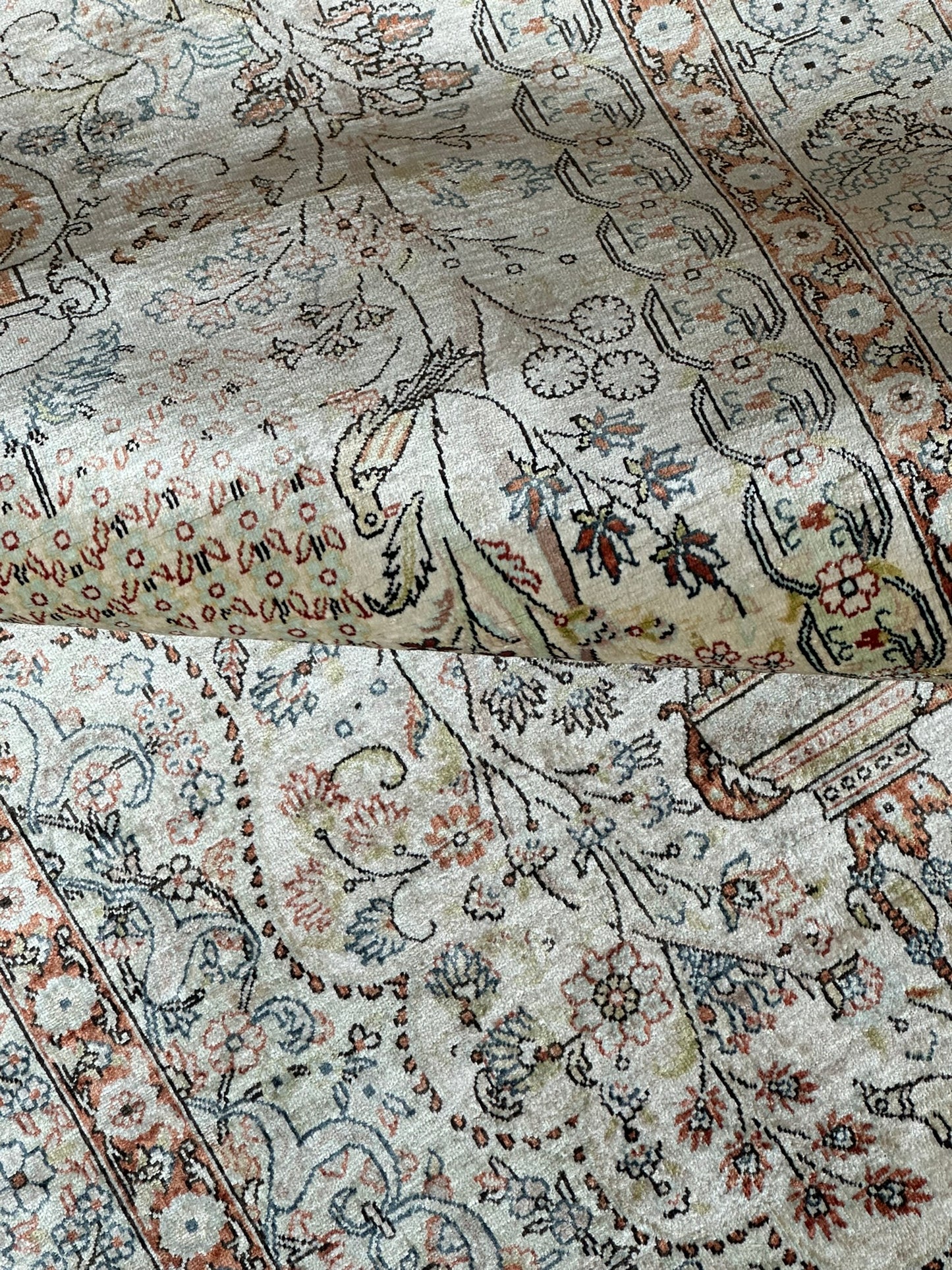 Orientteppich handgeknüpft Hereke Seide auf Seide 127x76 cm
