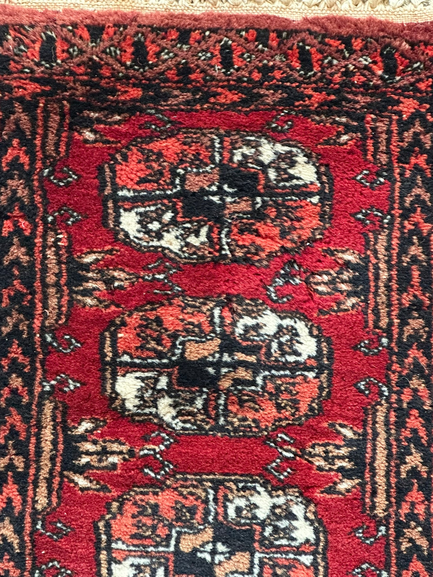Orientteppich handgeknüpft Buchara Schurwolle 125x28 cm