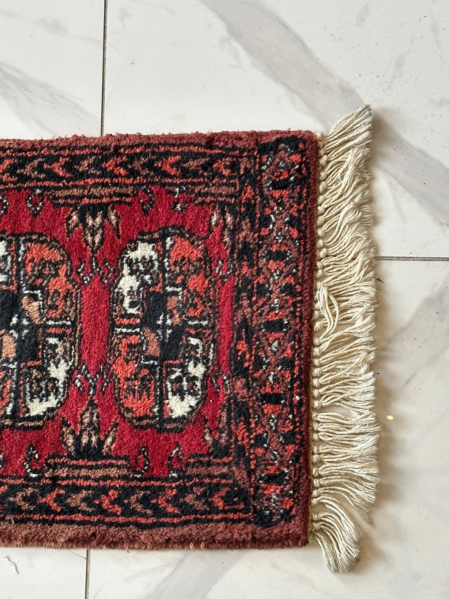 Orientteppich handgeknüpft Buchara Schurwolle 125x28 cm