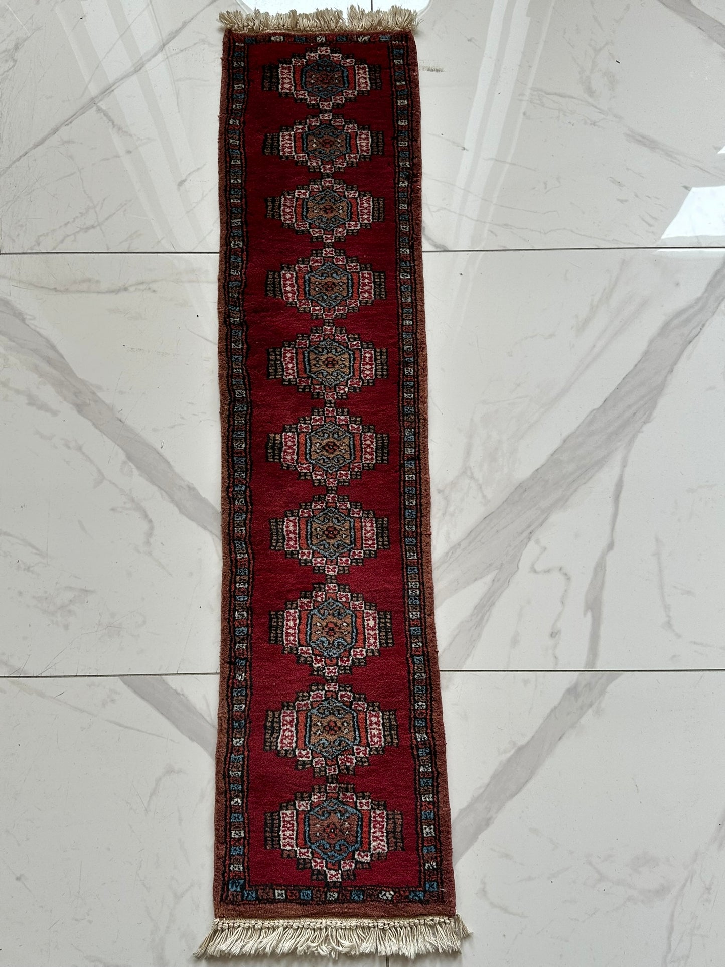 Orientteppich handgeknüpft Buchara Schurwolle 125x28 cm