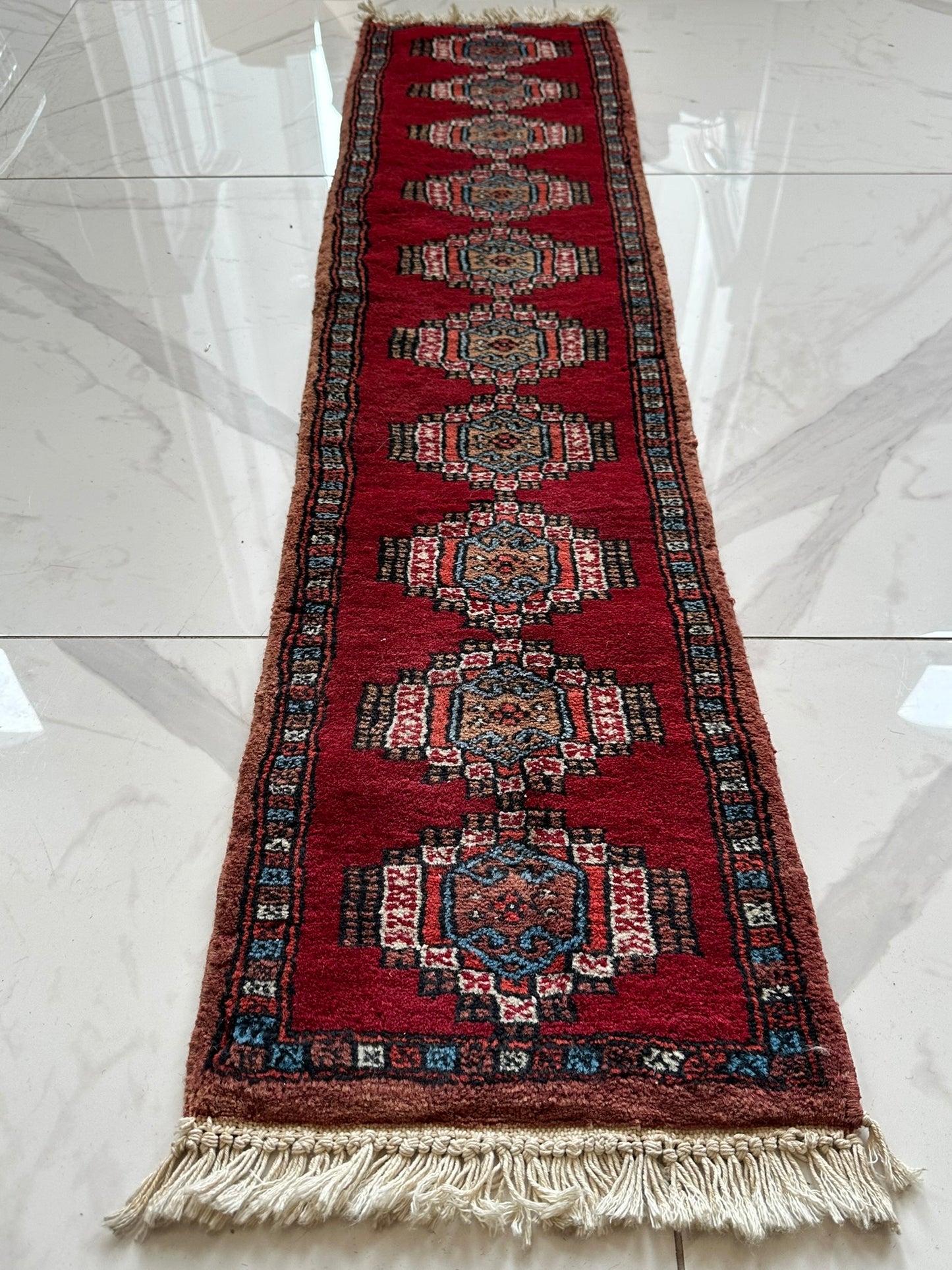 Orientteppich handgeknüpft Buchara Schurwolle 125x28 cm