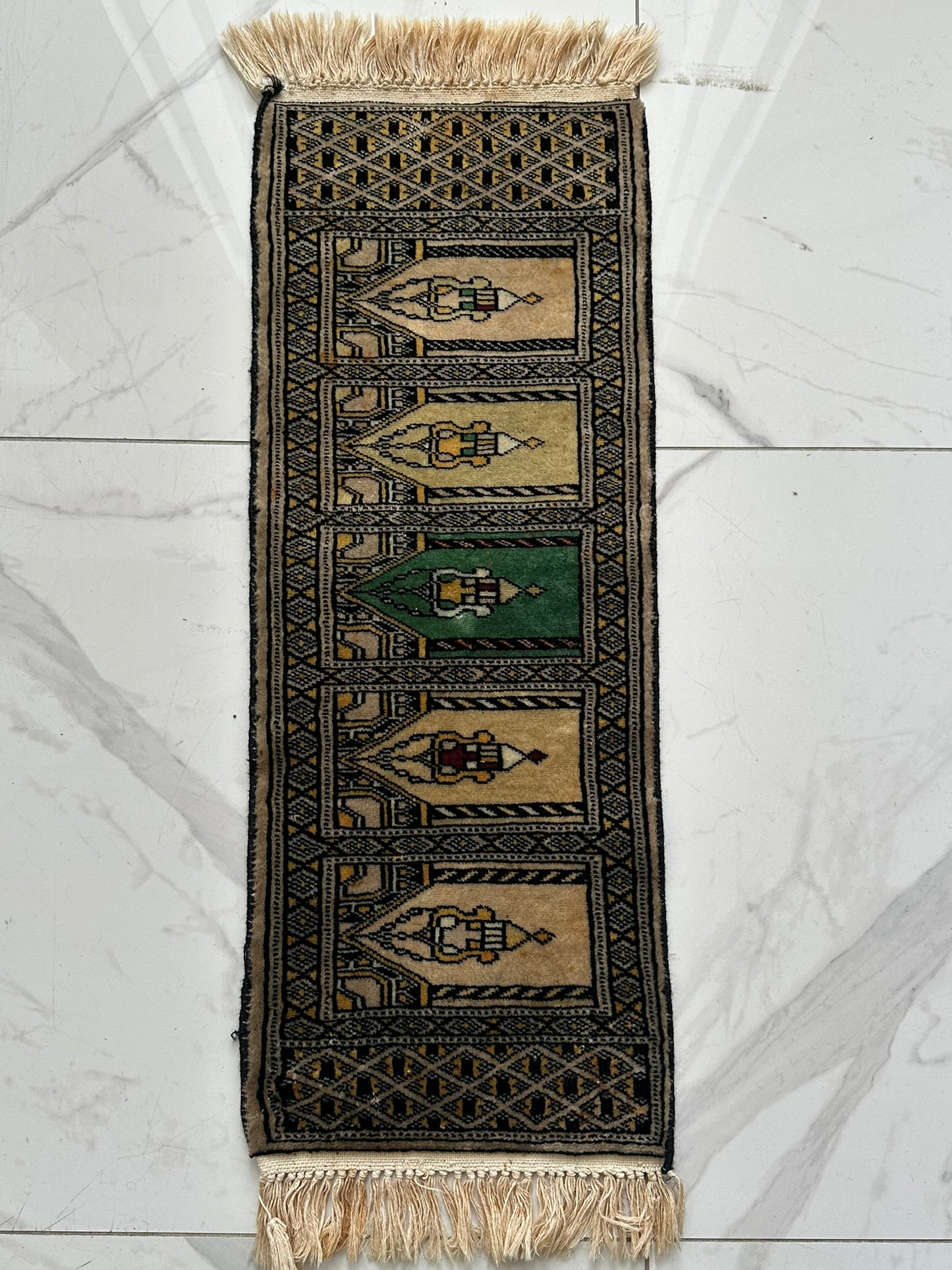 Orientteppich handgeknüpft 87x32 cm Buchara Schurwolle