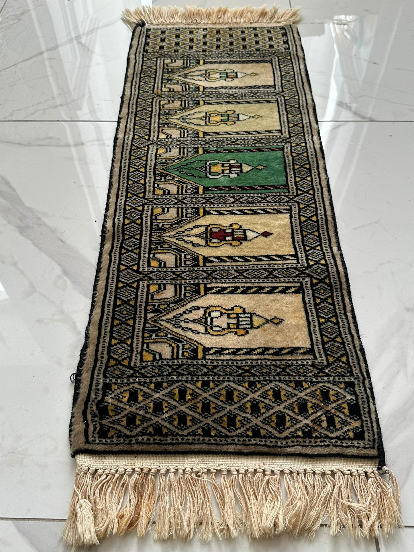 Orientteppich handgeknüpft 87x32 cm Buchara Schurwolle