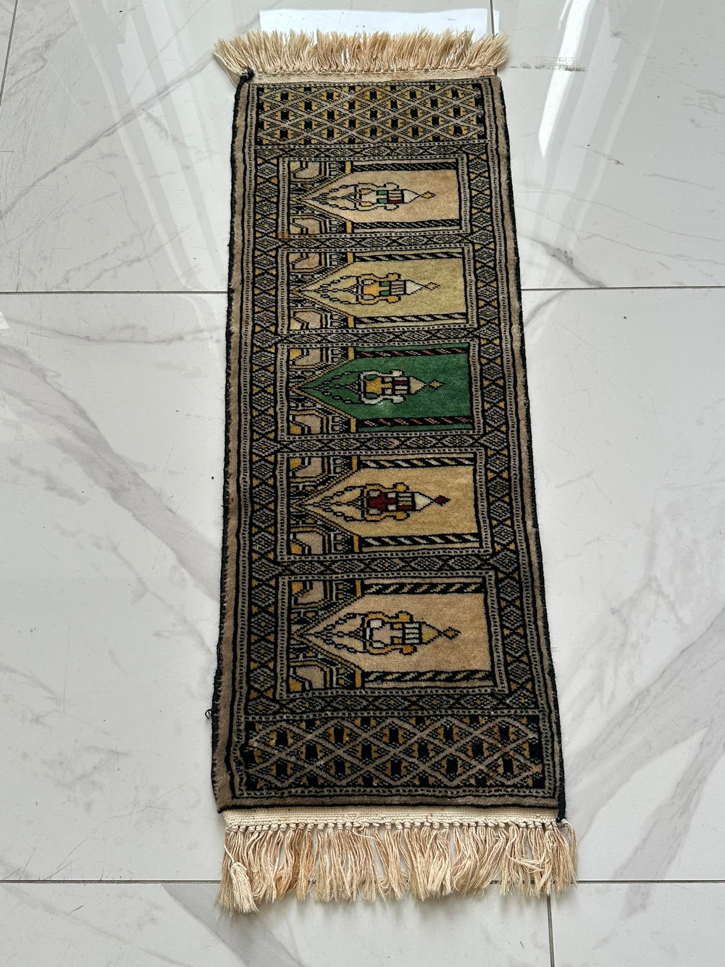 Orientteppich handgeknüpft 87x32 cm Buchara Schurwolle