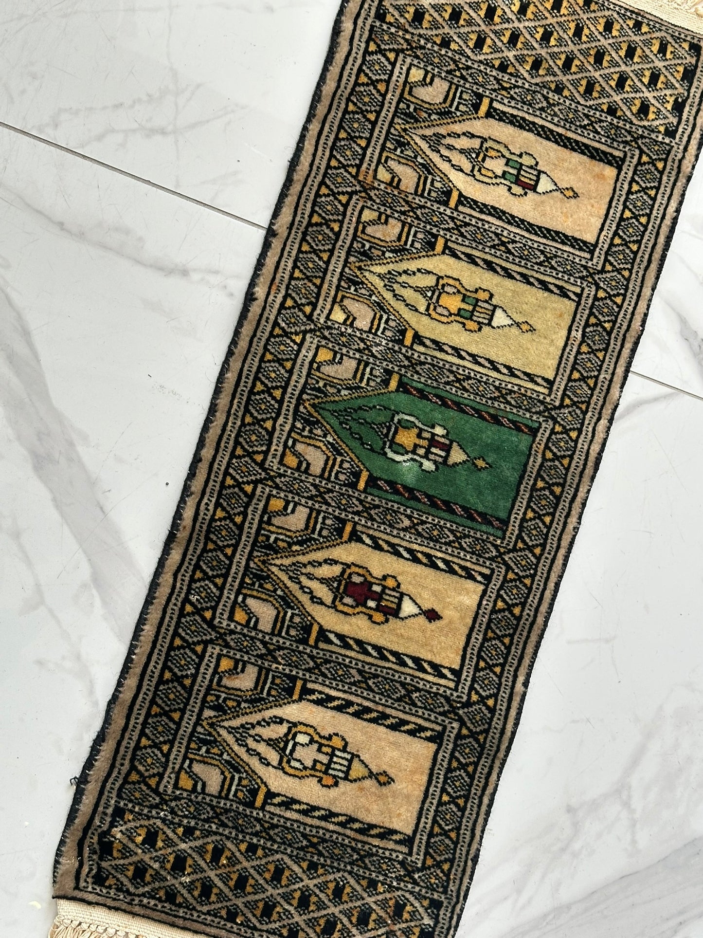 Orientteppich handgeknüpft 87x32 cm Buchara Schurwolle