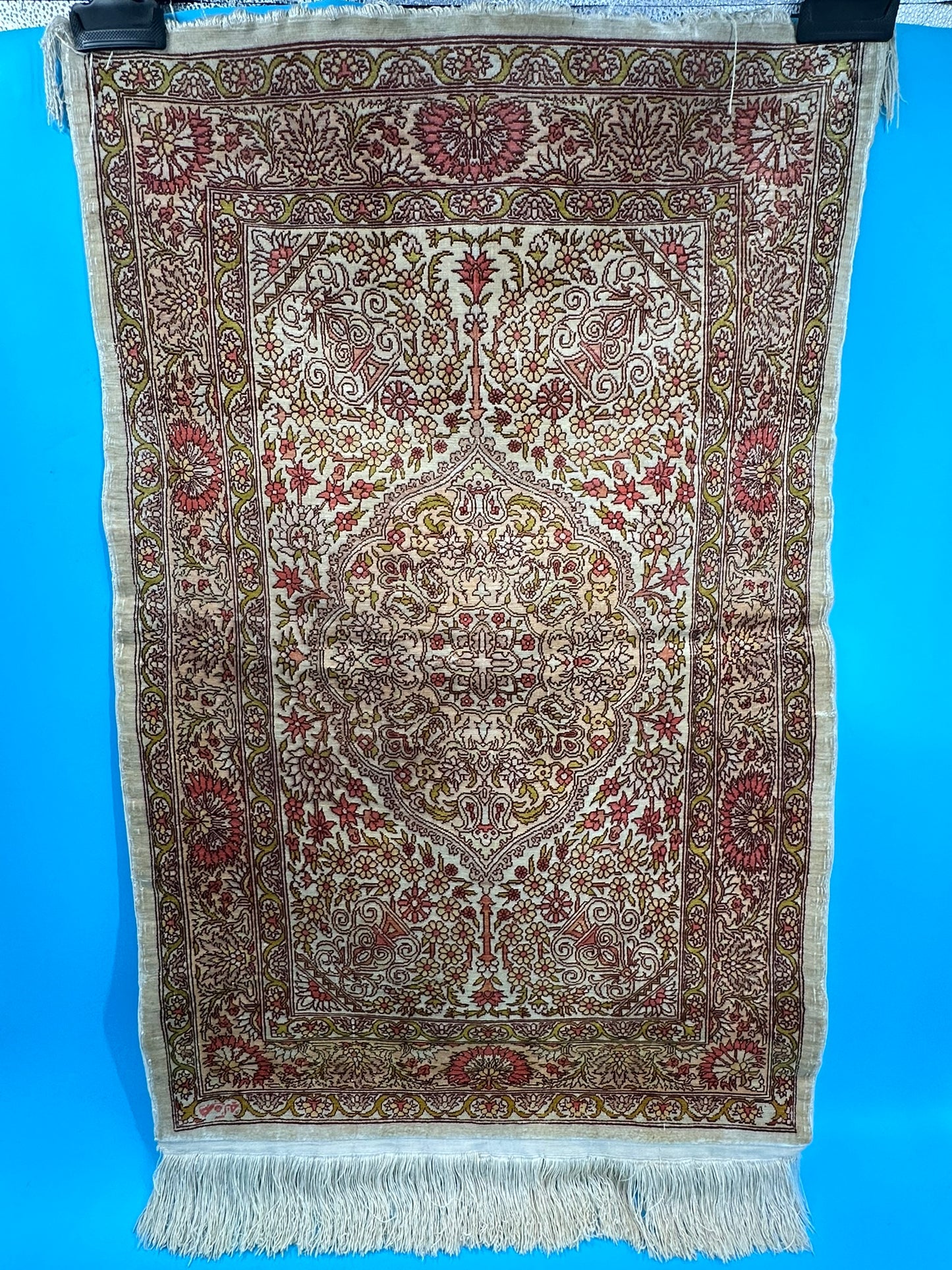 Orientteppich handgeknüpft 142x92 cm Hereke Seide auf seide