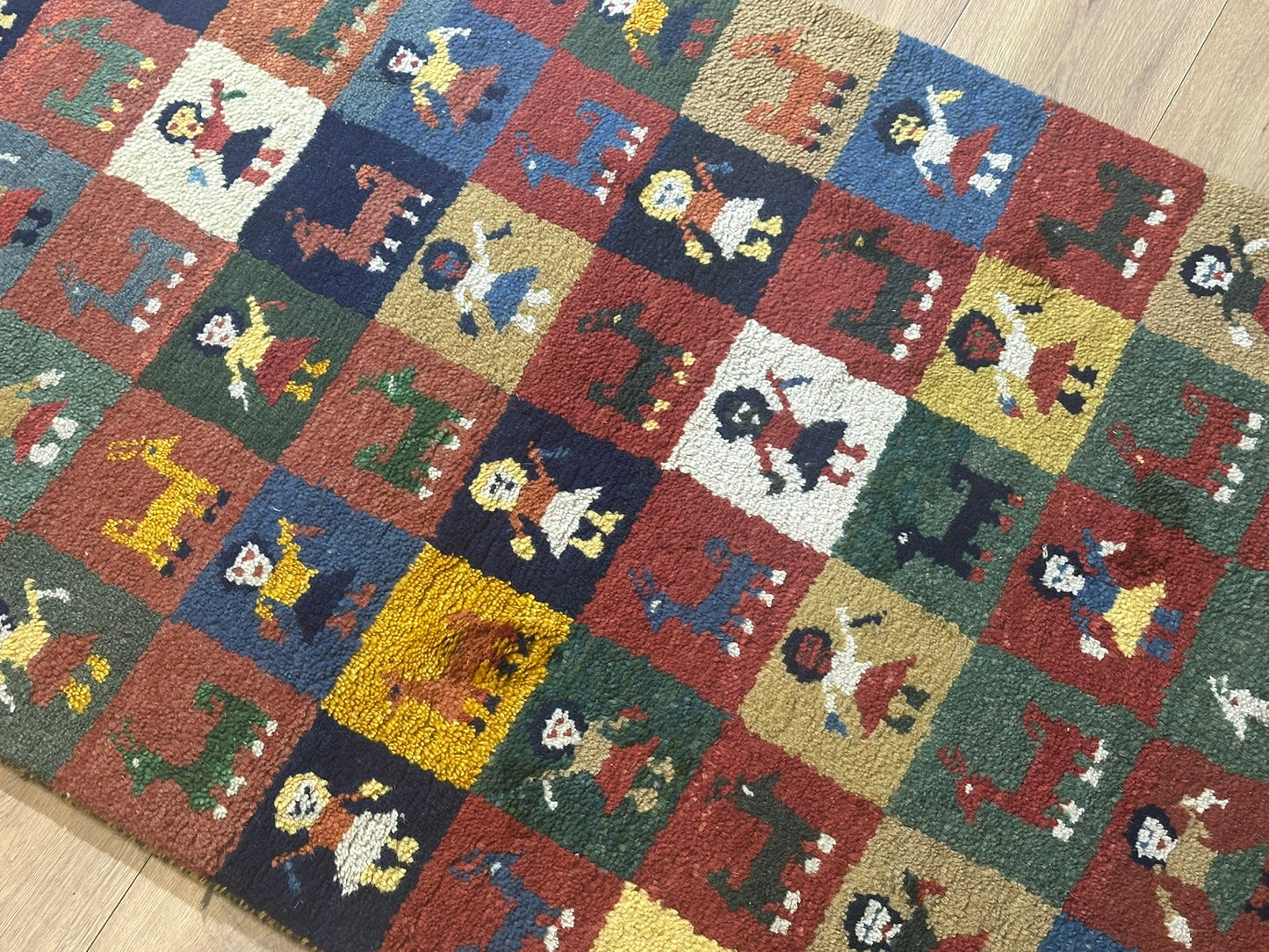 Moderner Gabbeh Teppich handgeknüpft 160x90 cm