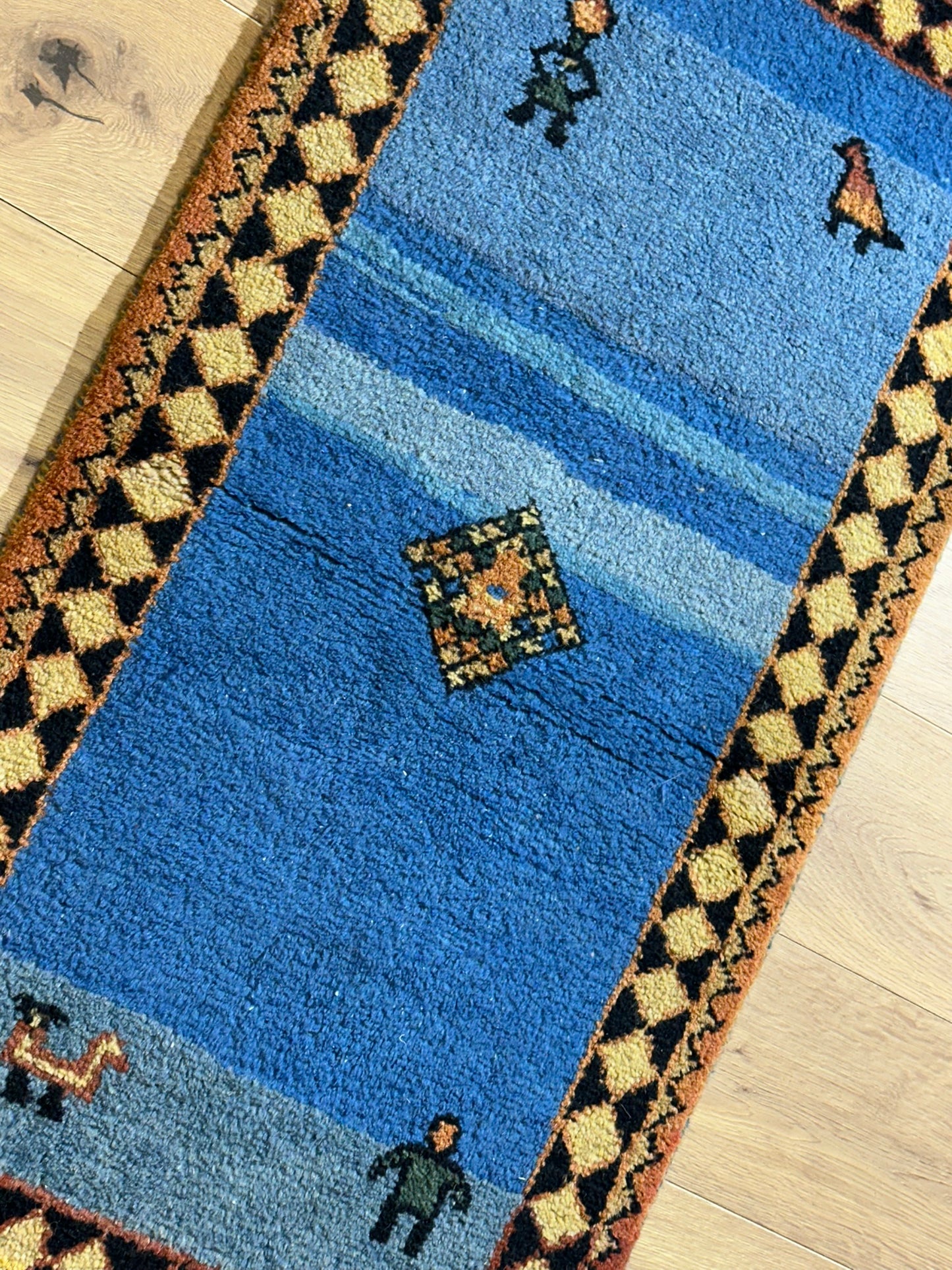 Moderner Gabbeh Teppich handgeknüpft 166x88 cm