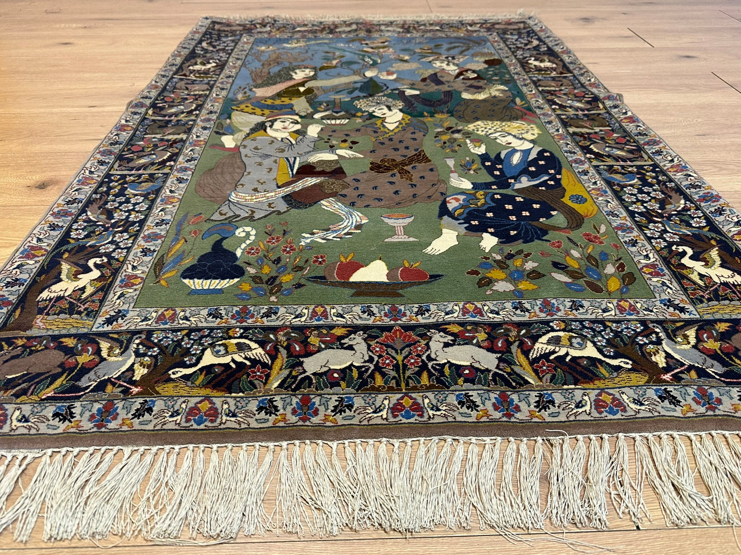 Orientteppich handgeknüpft Isfahan seide  156x110 cm