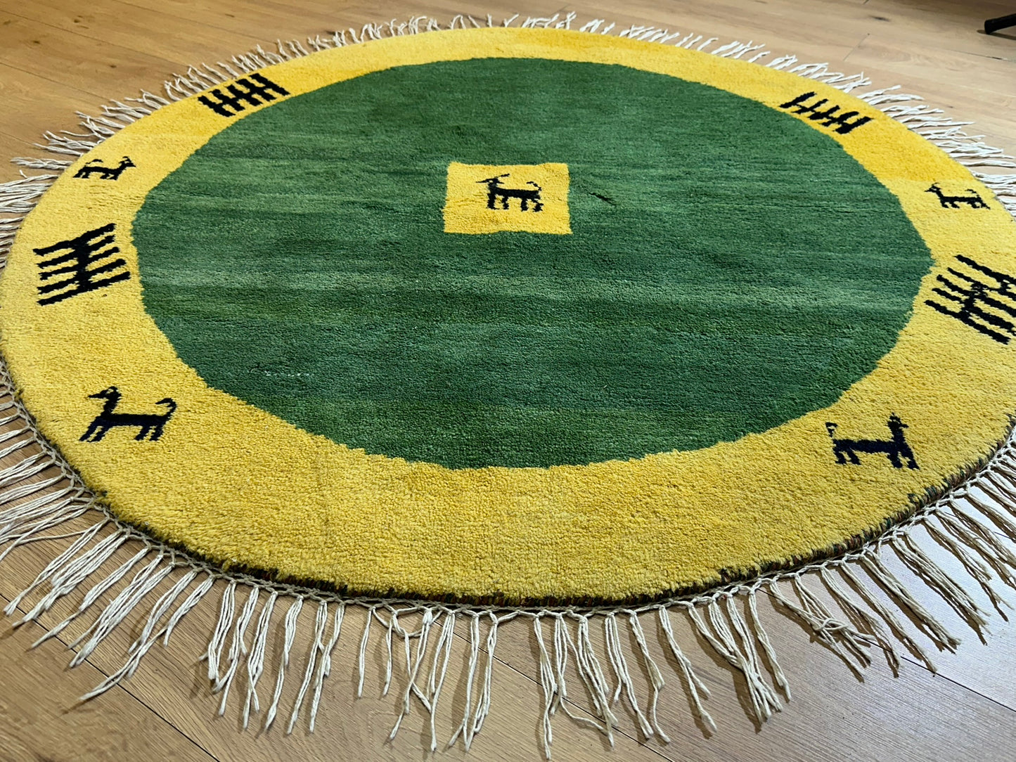 Moderner Gabbeh Teppich handgeknüpft rund ca. 145 cm