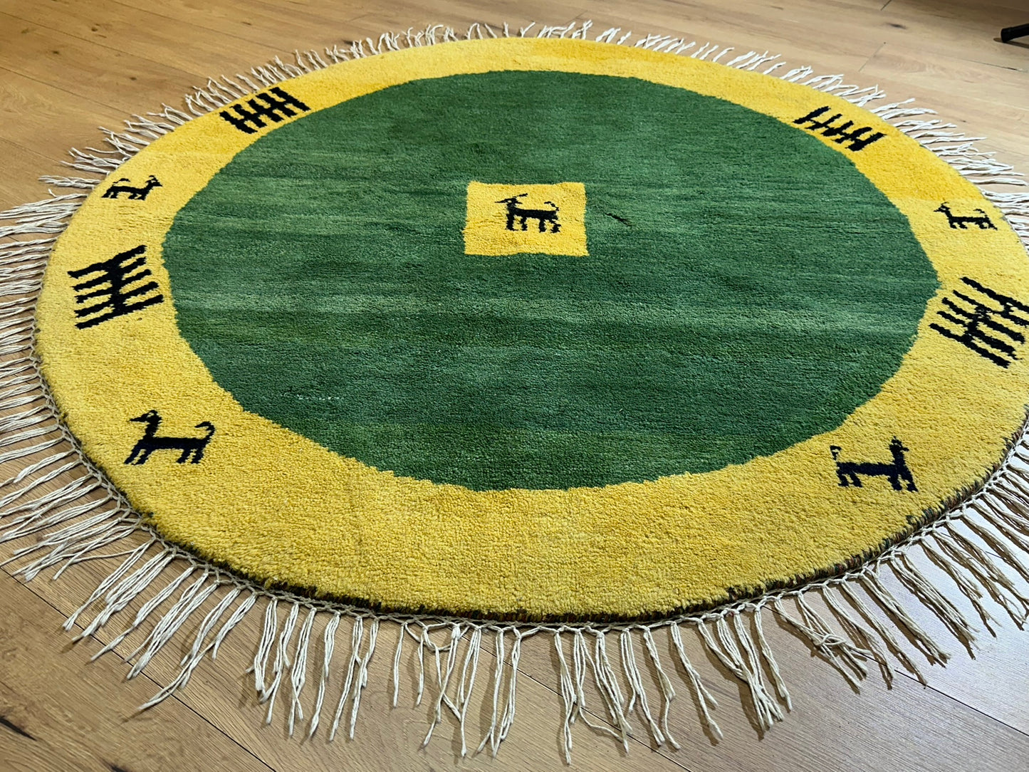 Moderner Gabbeh Teppich handgeknüpft rund ca. 145 cm