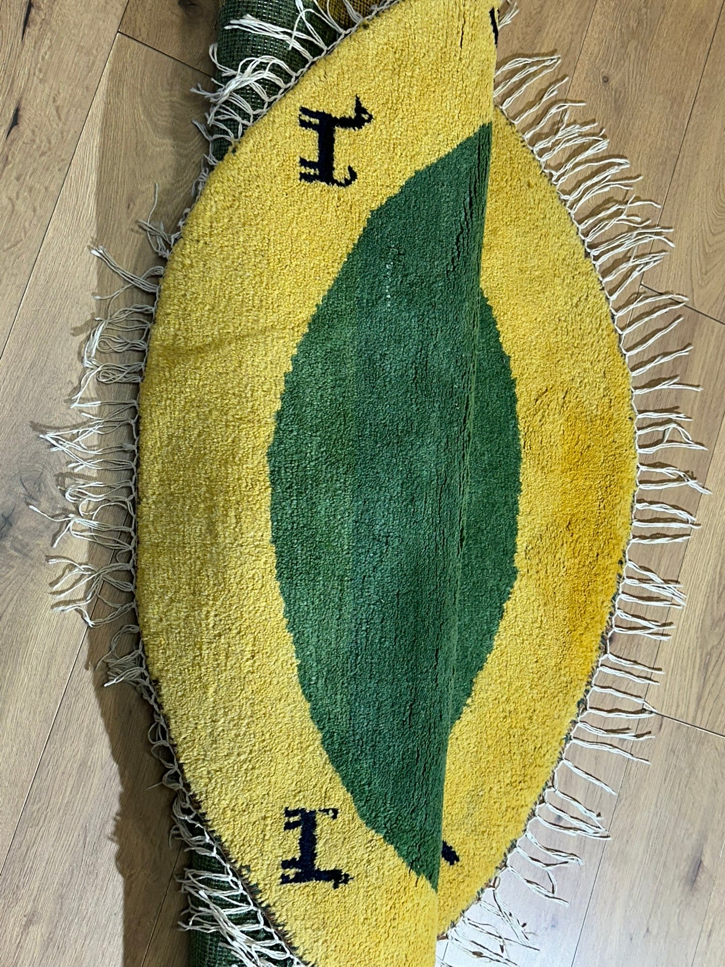 Moderner Gabbeh Teppich handgeknüpft rund ca. 145 cm