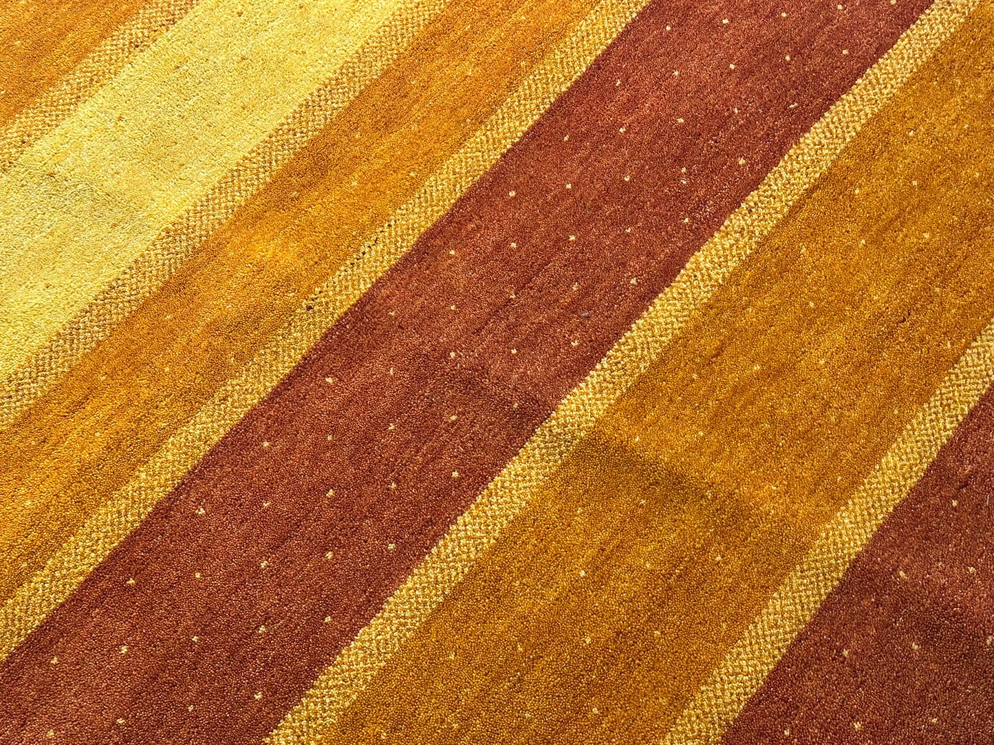 Moderner Gabbeh Teppich handgeknüpft rund ca. 150 cm