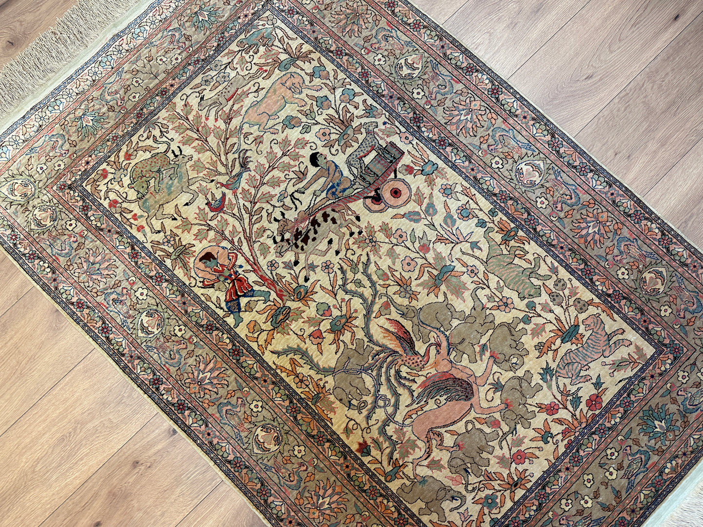 Handgeknüpfter Orientteppich - Türkei Kayseri Hereke Seidenteppich, 165x105 cm