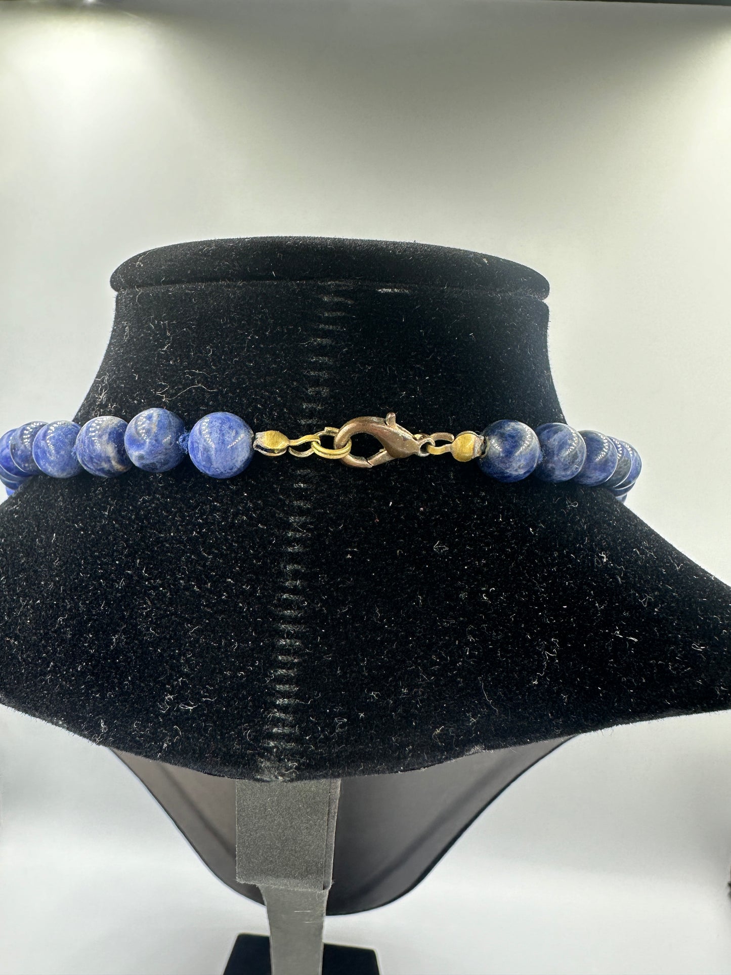 Blaue Kugelkette aus Lapis Lazuli